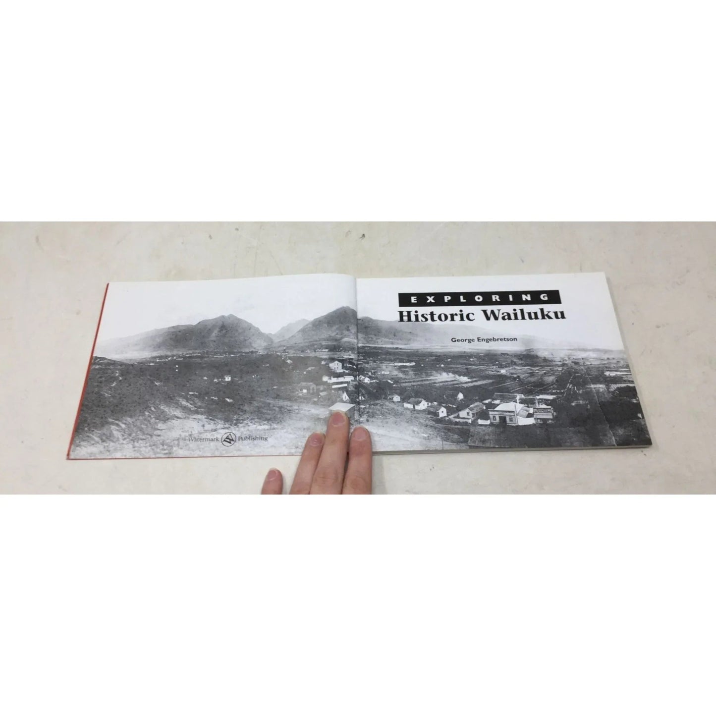 Exploring Historic Wailuku from the "Small Town Series" - A+ Stuff - Books - A+ Stuff