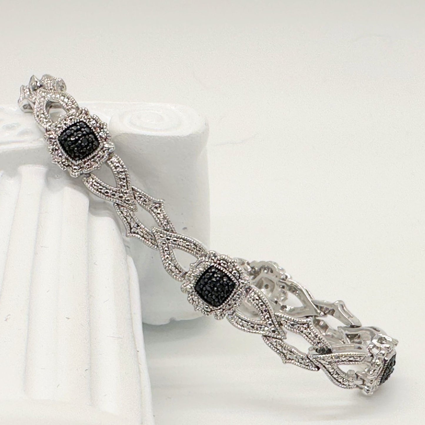 Beautifully Elegant Black and White Diamond Bracelet - Wonderful Detailing