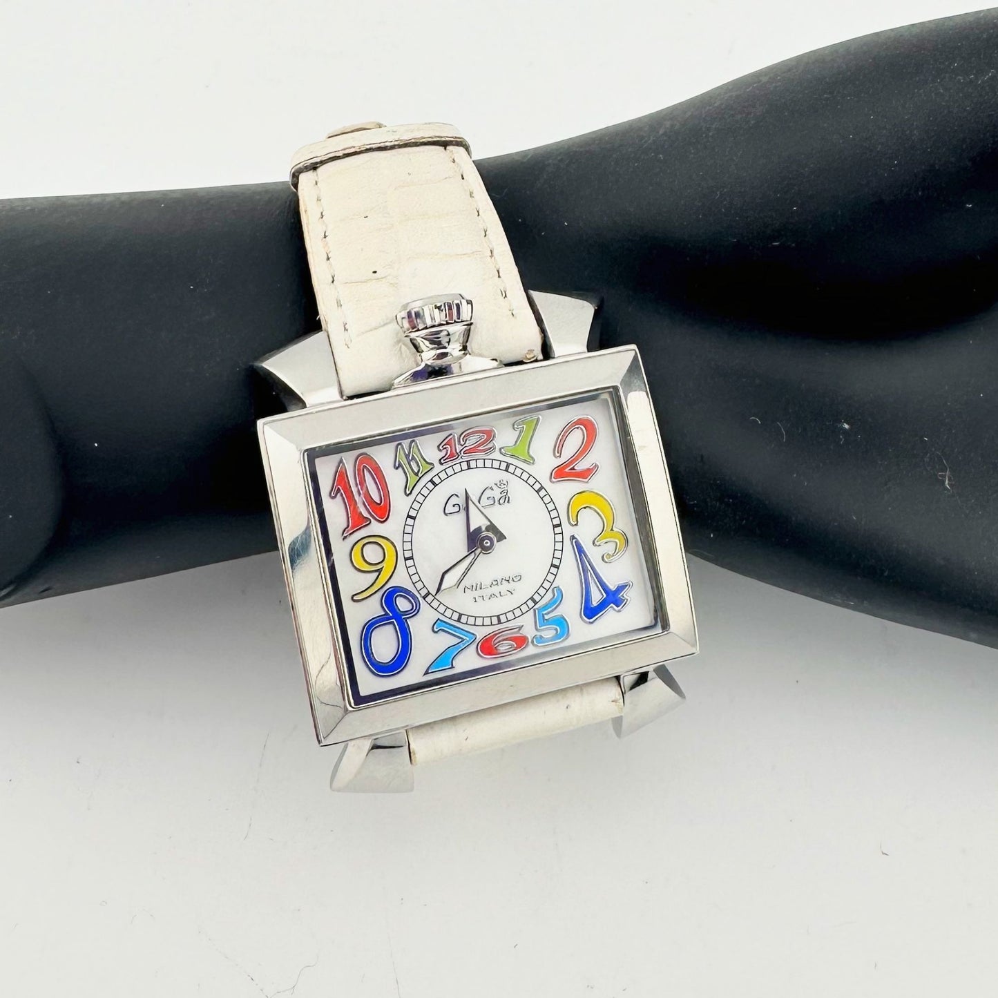 GaGa MILANO NAPOLEONE Men's Wrist watch - White Band -Stand Out Bold Face - Great Find!