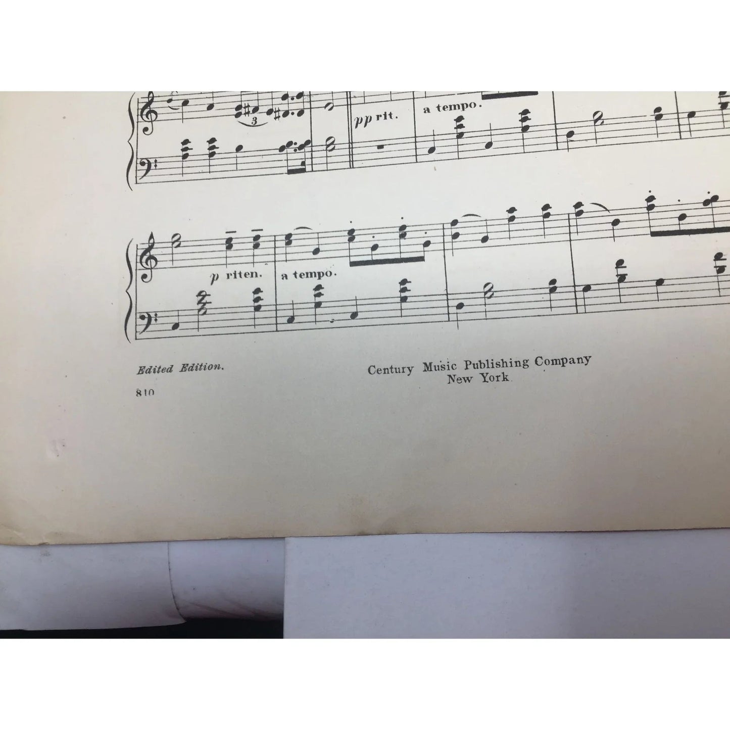 Favorite Compositions for the Piano (Century edition) - A+ Stuff - SHEET MUSIC - A+ Stuff