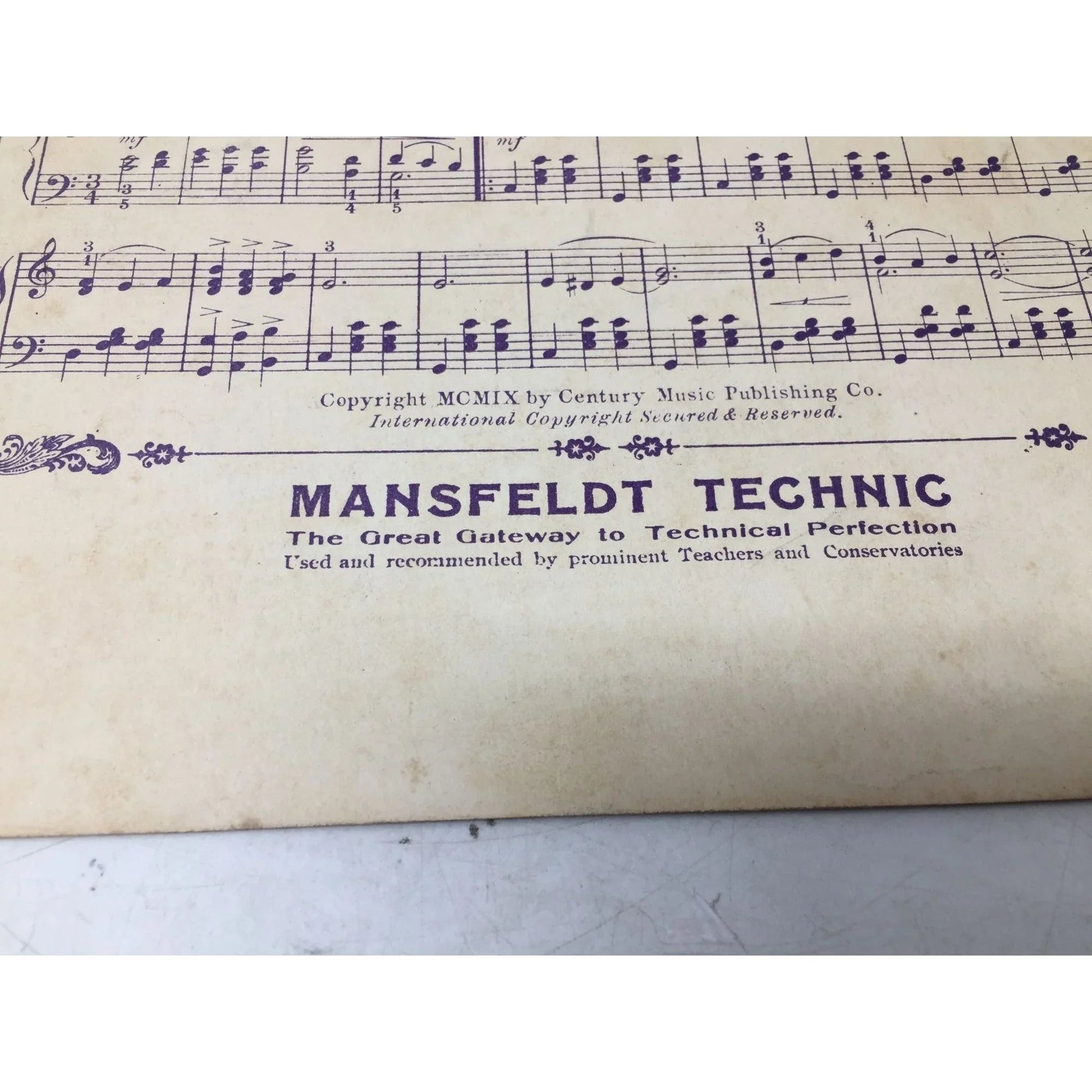 Favorite Compositions for the Piano (Century edition) - A+ Stuff - SHEET MUSIC - A+ Stuff