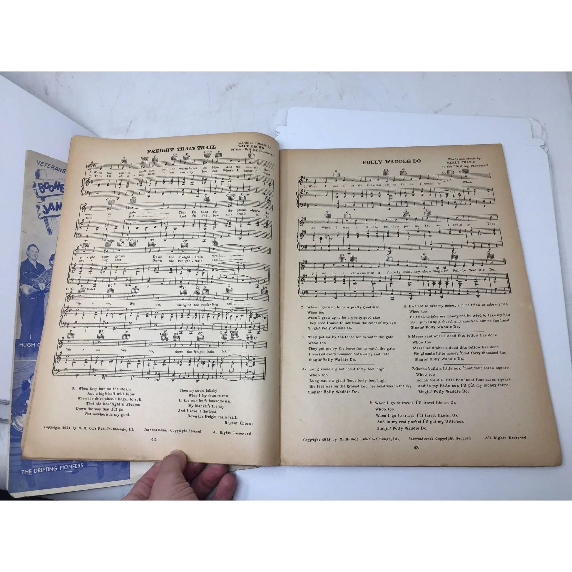 ''Favorite Songs of the WLW Boone County Jamboree'' Sheet Music Book - A+ Stuff - SHEET MUSIC - A+ Stuff