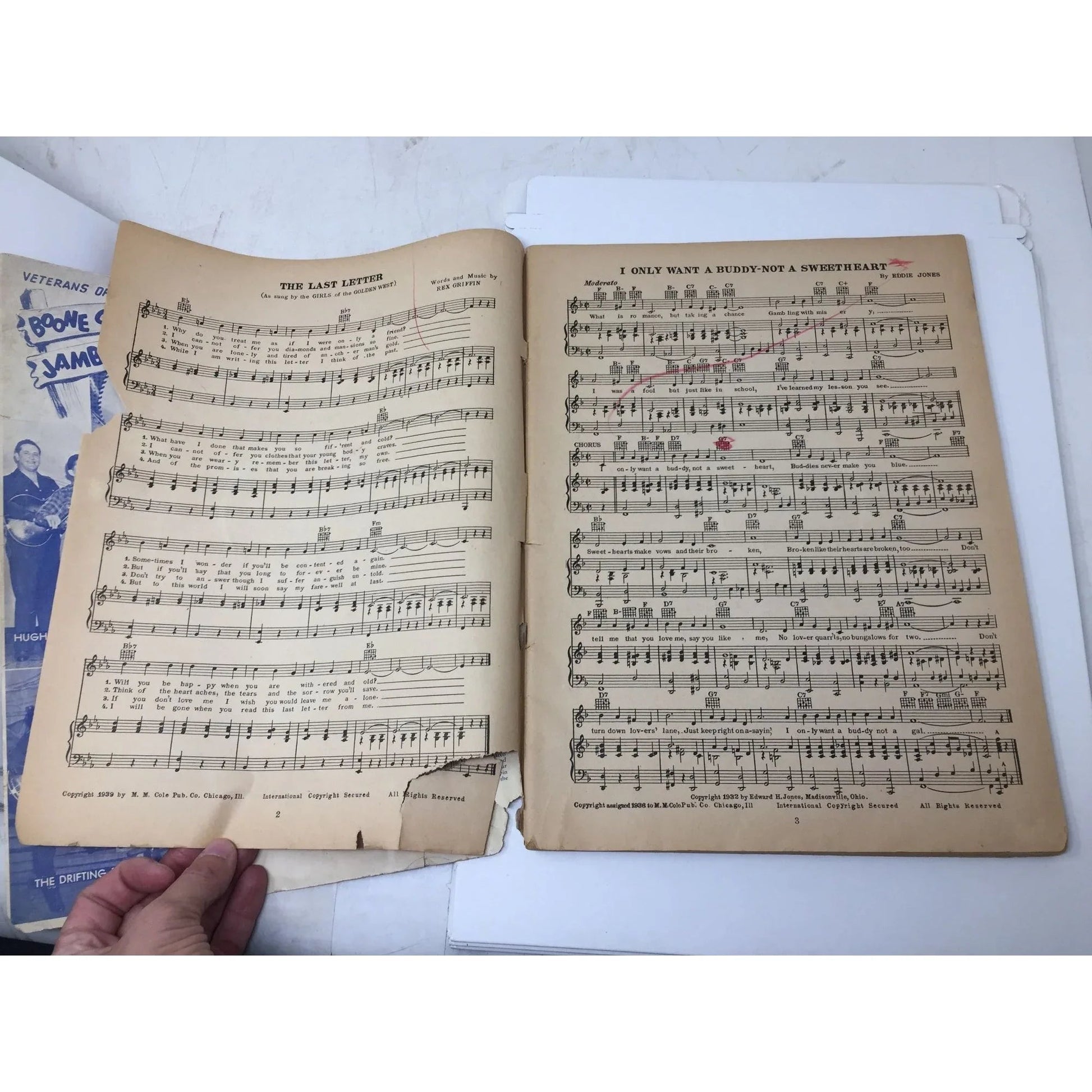 ''Favorite Songs of the WLW Boone County Jamboree'' Sheet Music Book - A+ Stuff - SHEET MUSIC - A+ Stuff