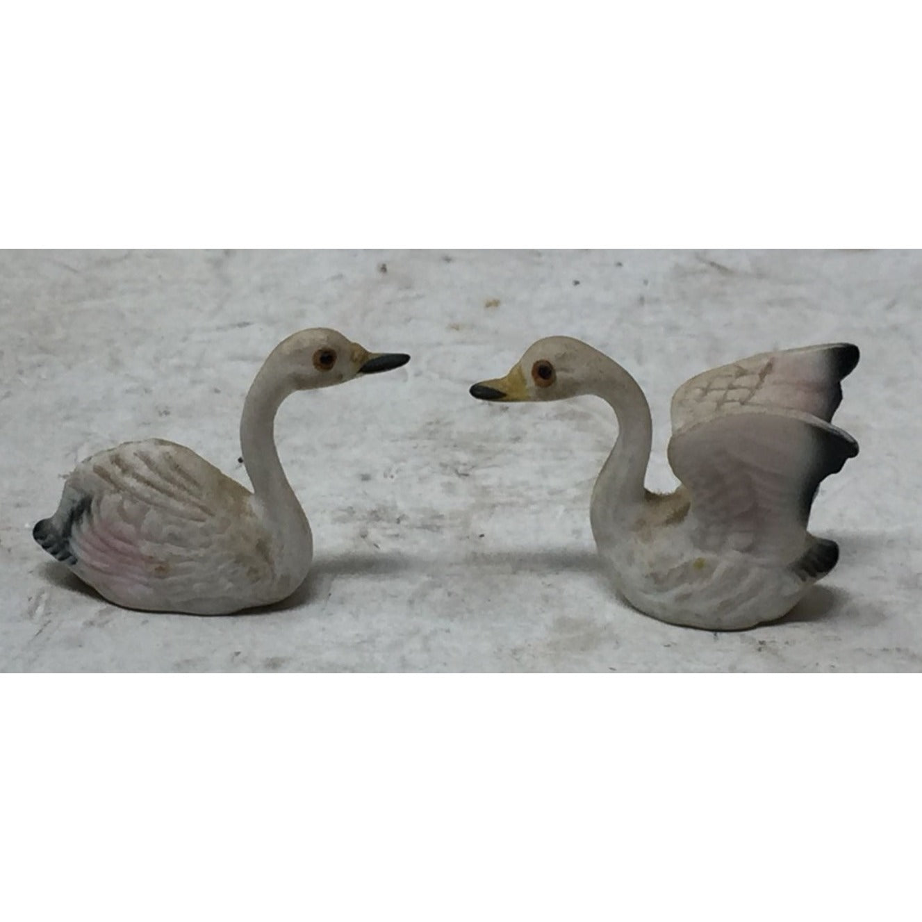 2 Vintage Water Fowl/Swan Miniature Figurines (1" Tall)