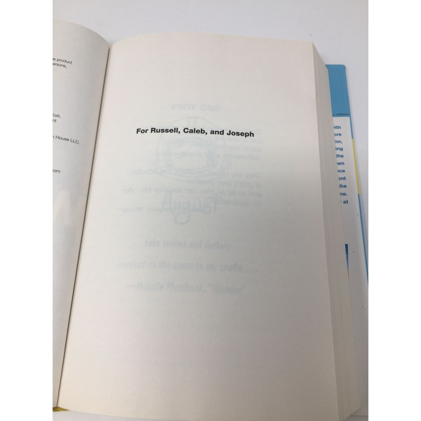 Wonder- Are You Ready To Meet Auggie Pullman? hardback book by R.J. Palacio