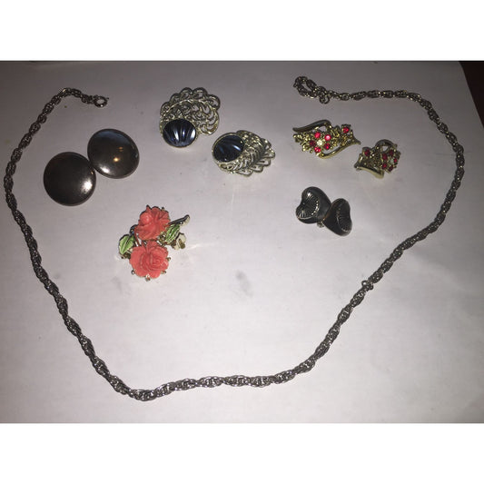 Womens Jewelry Set- 5 Pairs of Clip on Earrings & 1 Necklace (24")