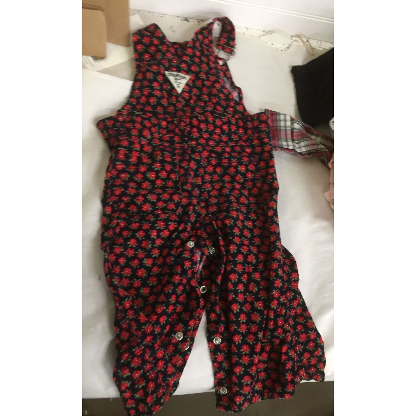 OshKosh B'Gosh Size 24M Baby Girl Overalls with Red Flower Pattern