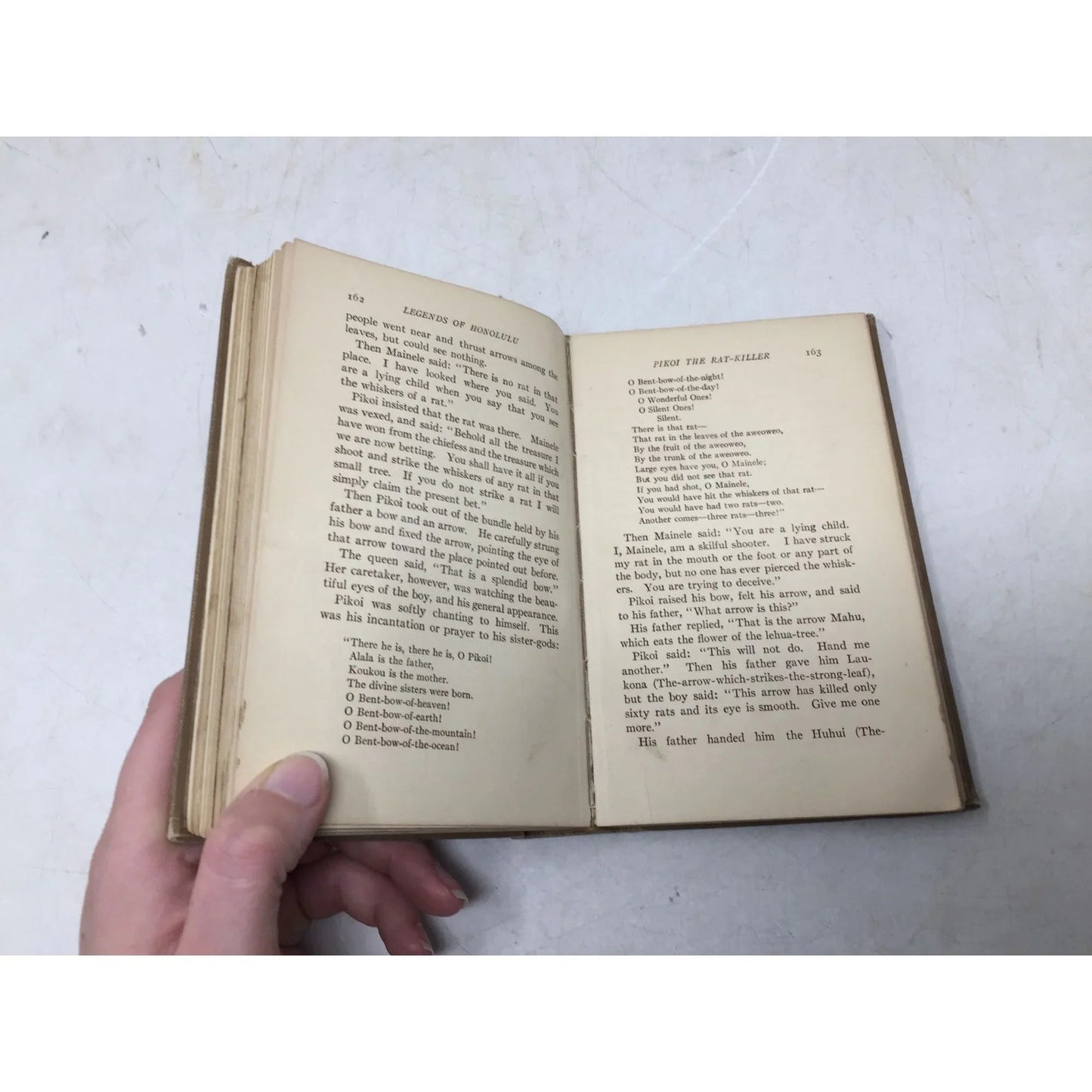 first edition hardcover copy of Legends of Old Honolulu by W. D. Westervelt. - unbranded - Vintage Books - A+ Stuff