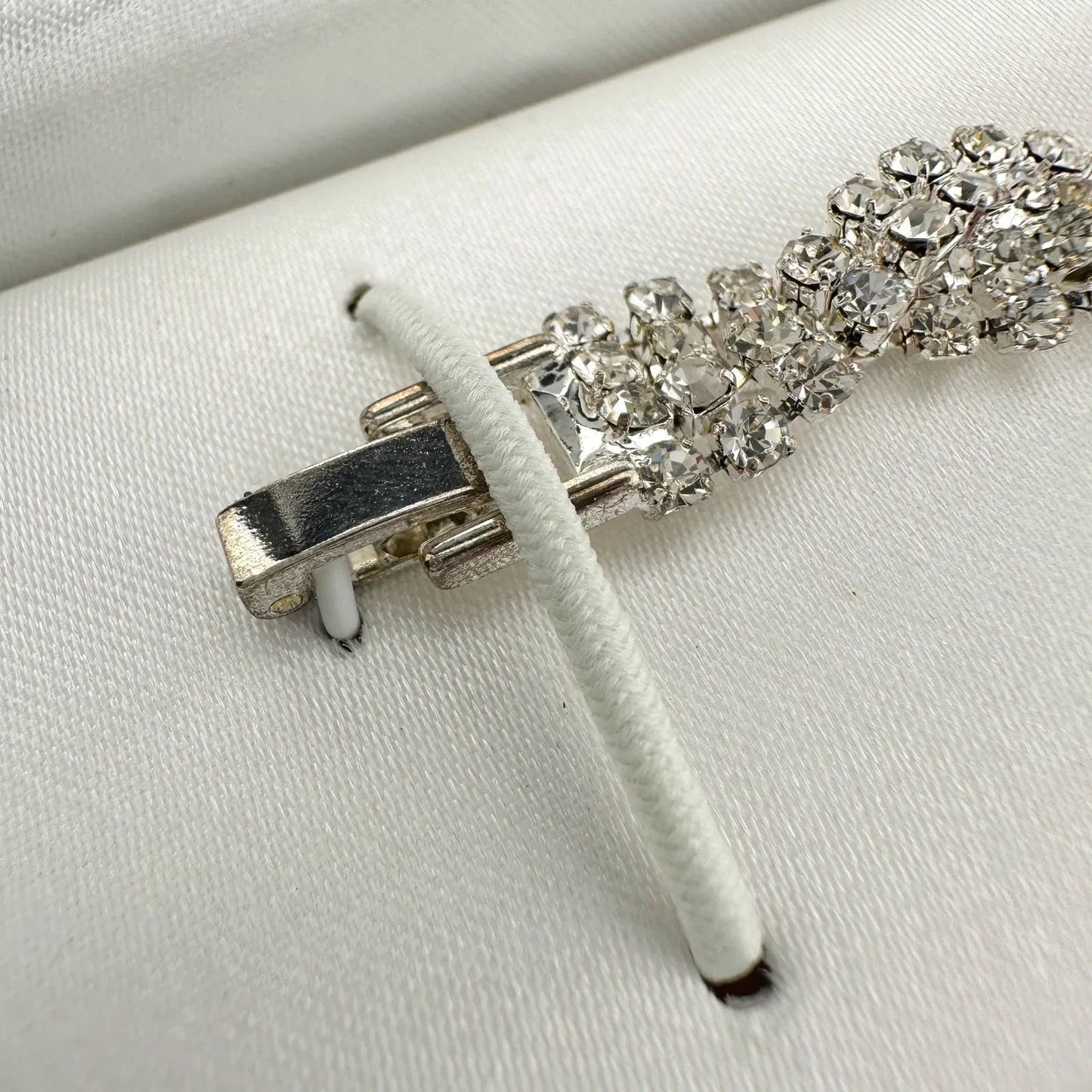 Friedman Jewelers Shimmering White Crystal Fashion Bracelet In Box - Friedman - Bracelet - A+ Stuff
