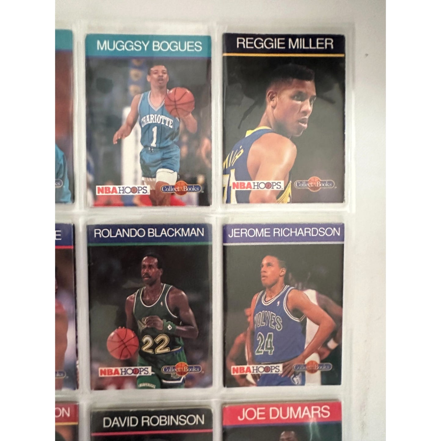 1989-90 NBA Hoops Basketball Set of 25 Cards Featuring Stars & Legends