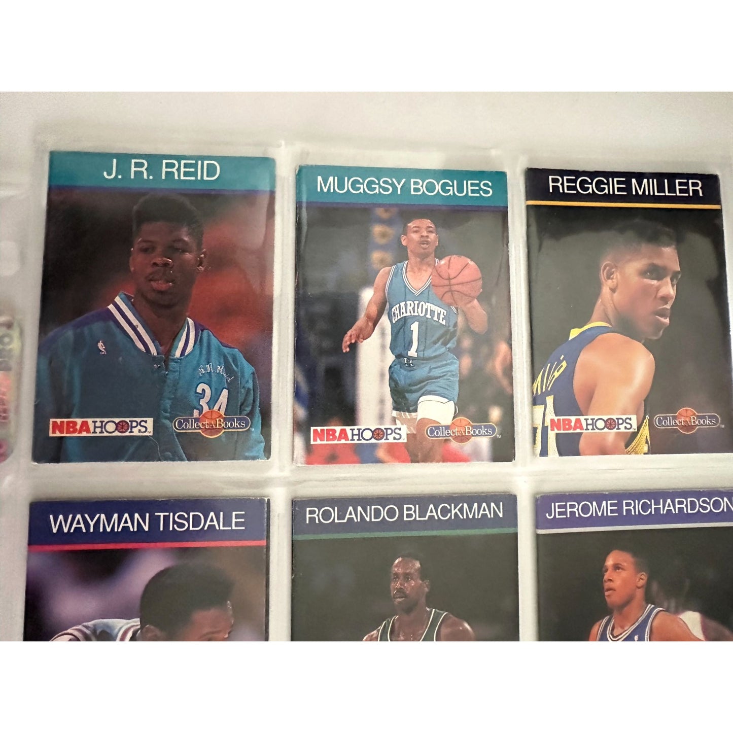 1989-90 NBA Hoops Basketball Set of 25 Cards Featuring Stars & Legends