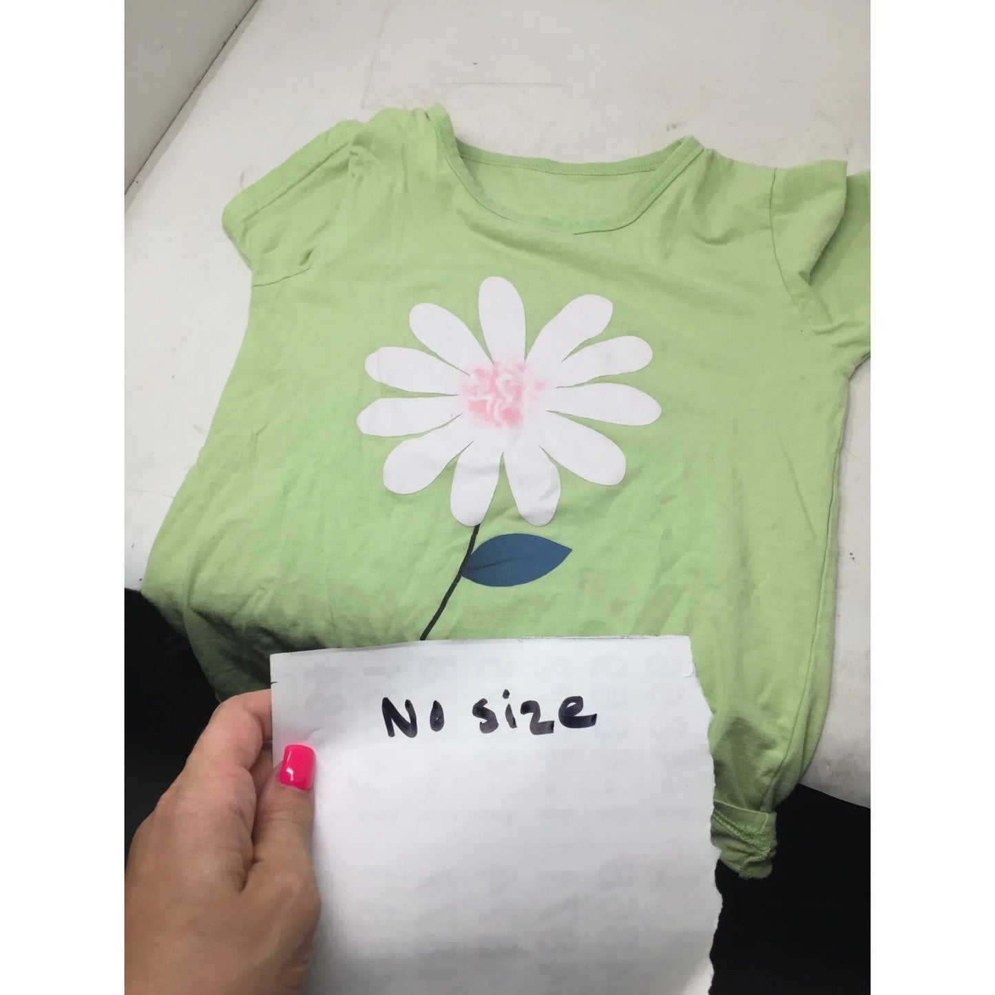 Girl's Green Short Sleeve Tee Shirt with a Flower on the front - A+ Stuff - Shirts & Tops - A+ Stuff