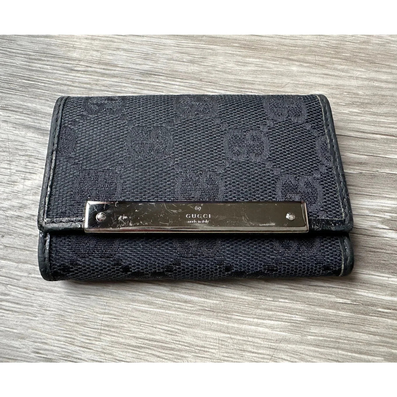 Gucci Black GG Canvas and Leather Trifold Key Holder (6 Keys) - Gucci - Keyholder - A+ Stuff