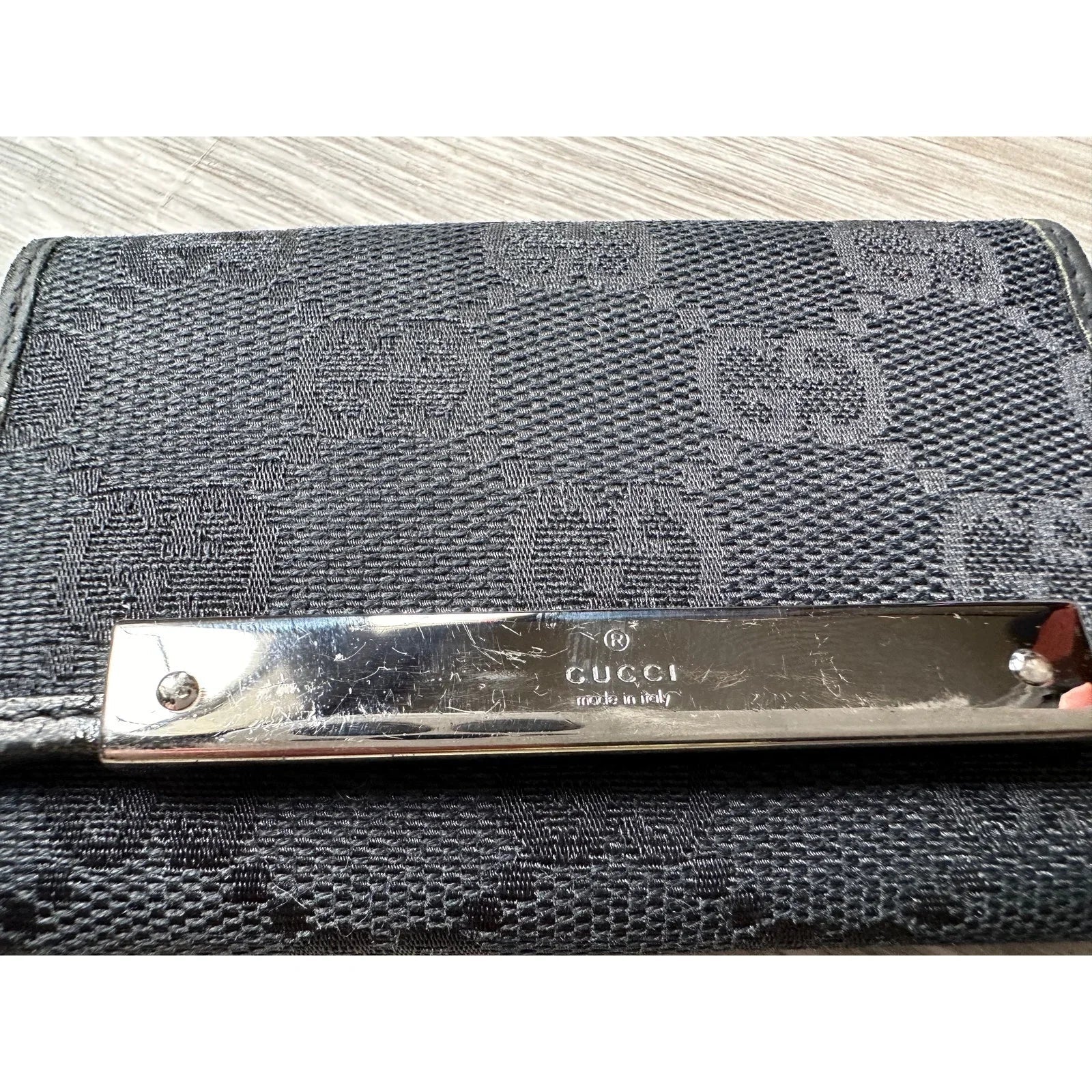 Gucci Black GG Canvas and Leather Trifold Key Holder (6 Keys) - Gucci - Keyholder - A+ Stuff