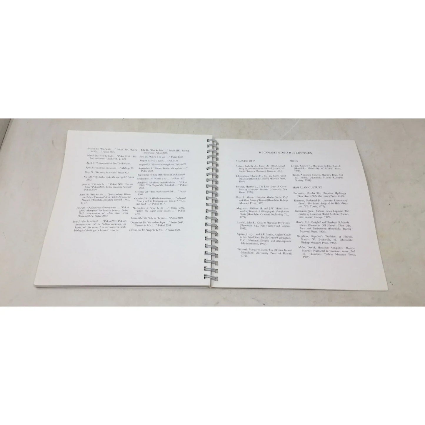 Hawaii: A Calendar of Natural Events from 1989 - A+ Stuff - Books - A+ Stuff