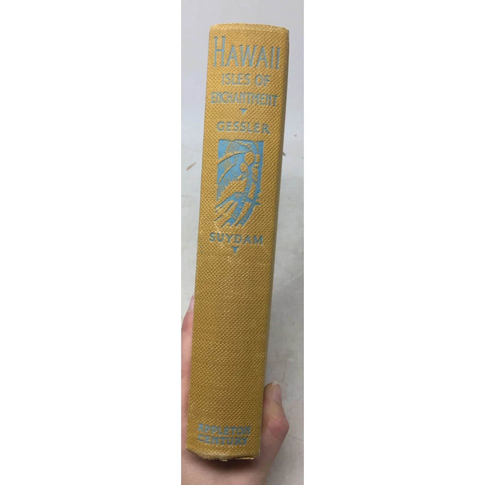 Hawaii: Isle of Enchantment by Clifford Gessler Book - A+ Stuff - Books - A+ Stuff
