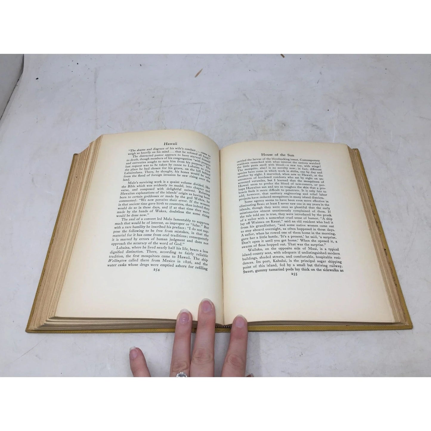 Hawaii: Isle of Enchantment by Clifford Gessler Book - A+ Stuff - Books - A+ Stuff