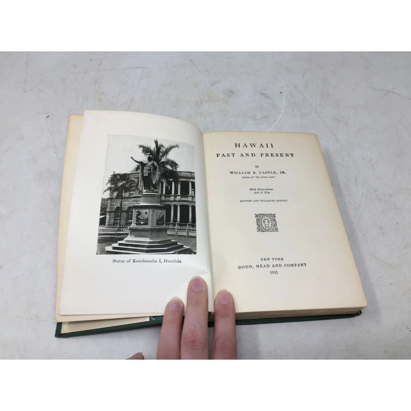 ''HAWAII PAST & PRESENT'' BY WILLIAM R CASTLE JR - A+ Stuff - Books - A+ Stuff