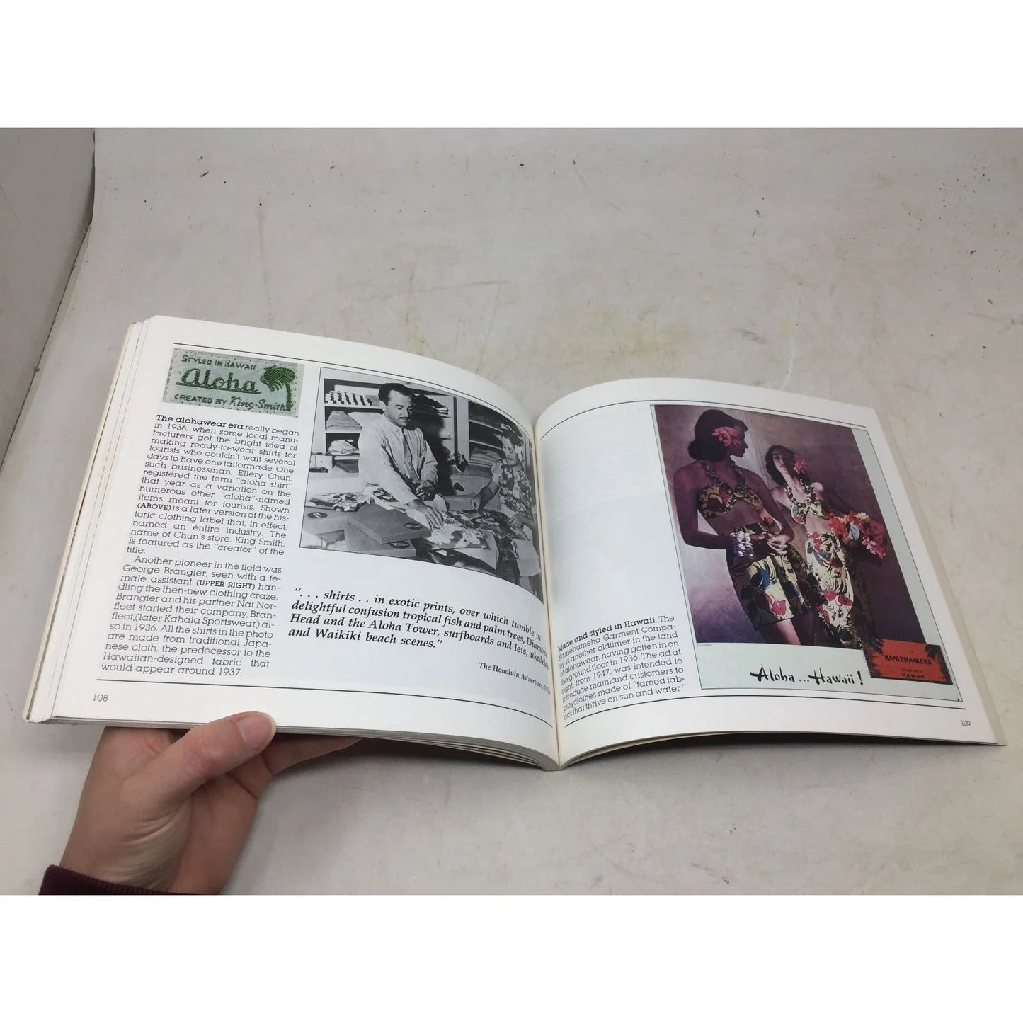 Hawaii Recalls: Selling Romance to America: Nostalgic Images of the Hawaiian Islands - A+ Stuff - Books - A+ Stuff