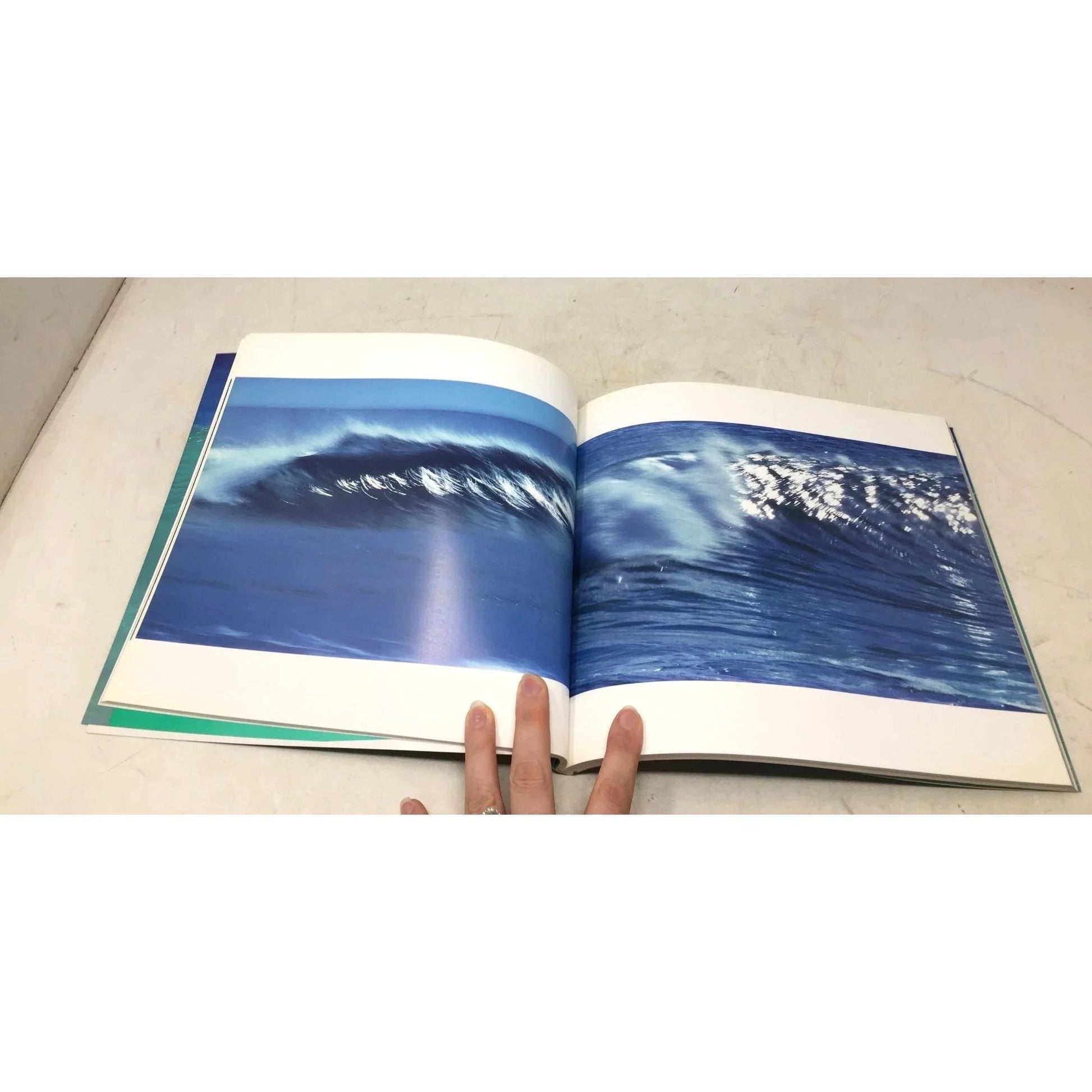 'Hawaiian Light: The Tao of the Islands' by Nobu Nakayama - Unbranded - A+ Stuff