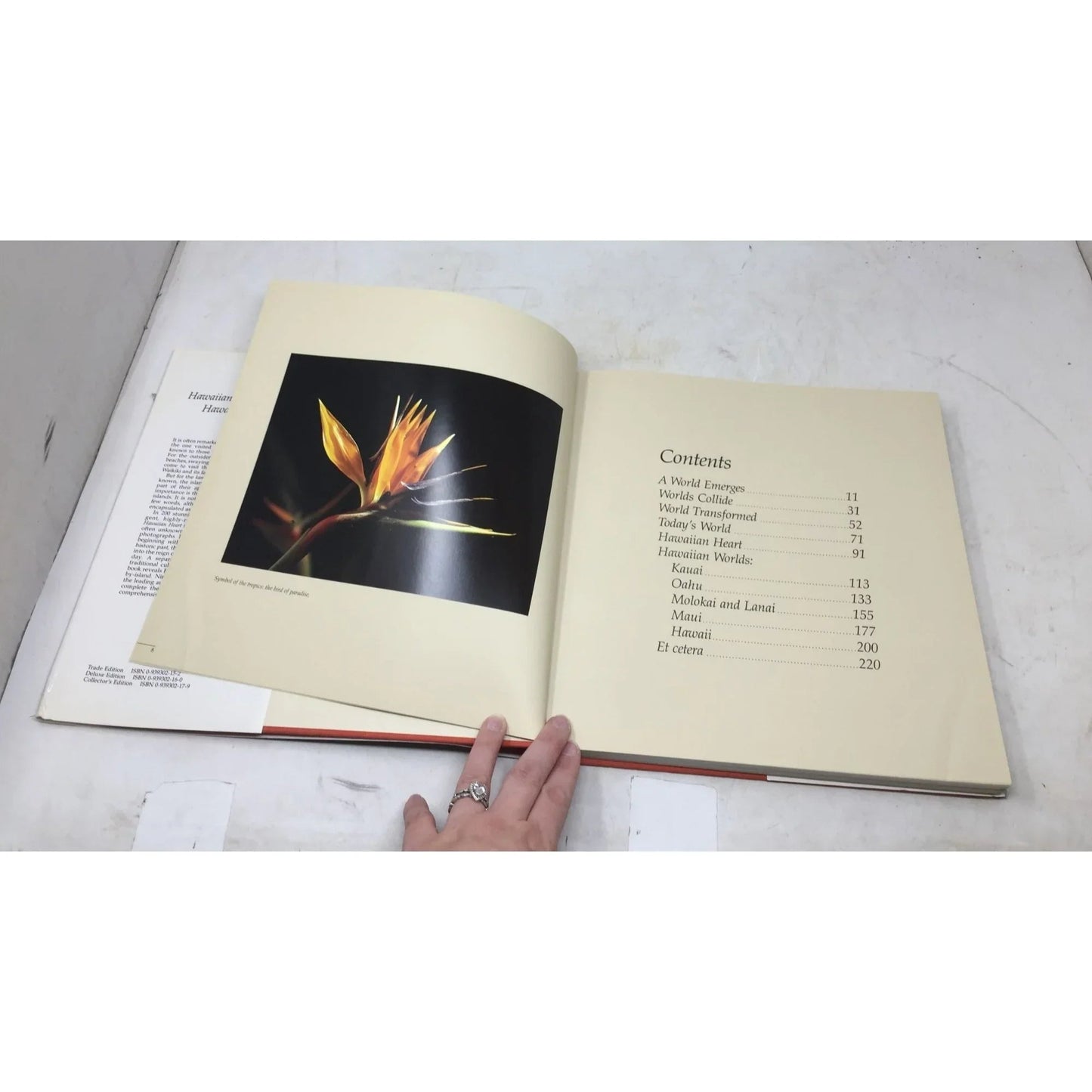 Hawaiian World, Hawaiian Heart by Roger A. LaBrucherie - A+ Stuff - books - A+ Stuff