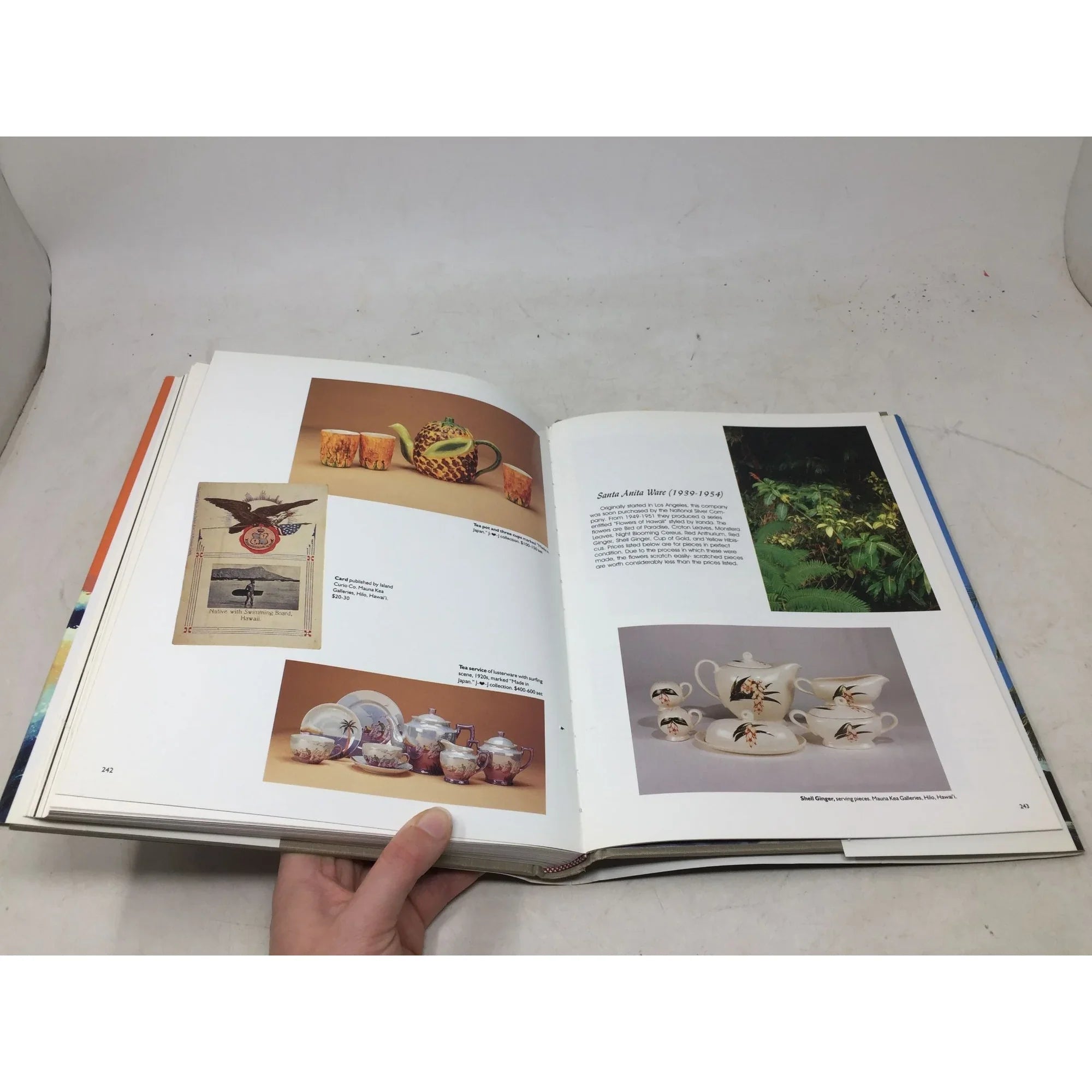 Hawaiiana: The Best of Hawaiian Design with Values by Mark Blackburn -