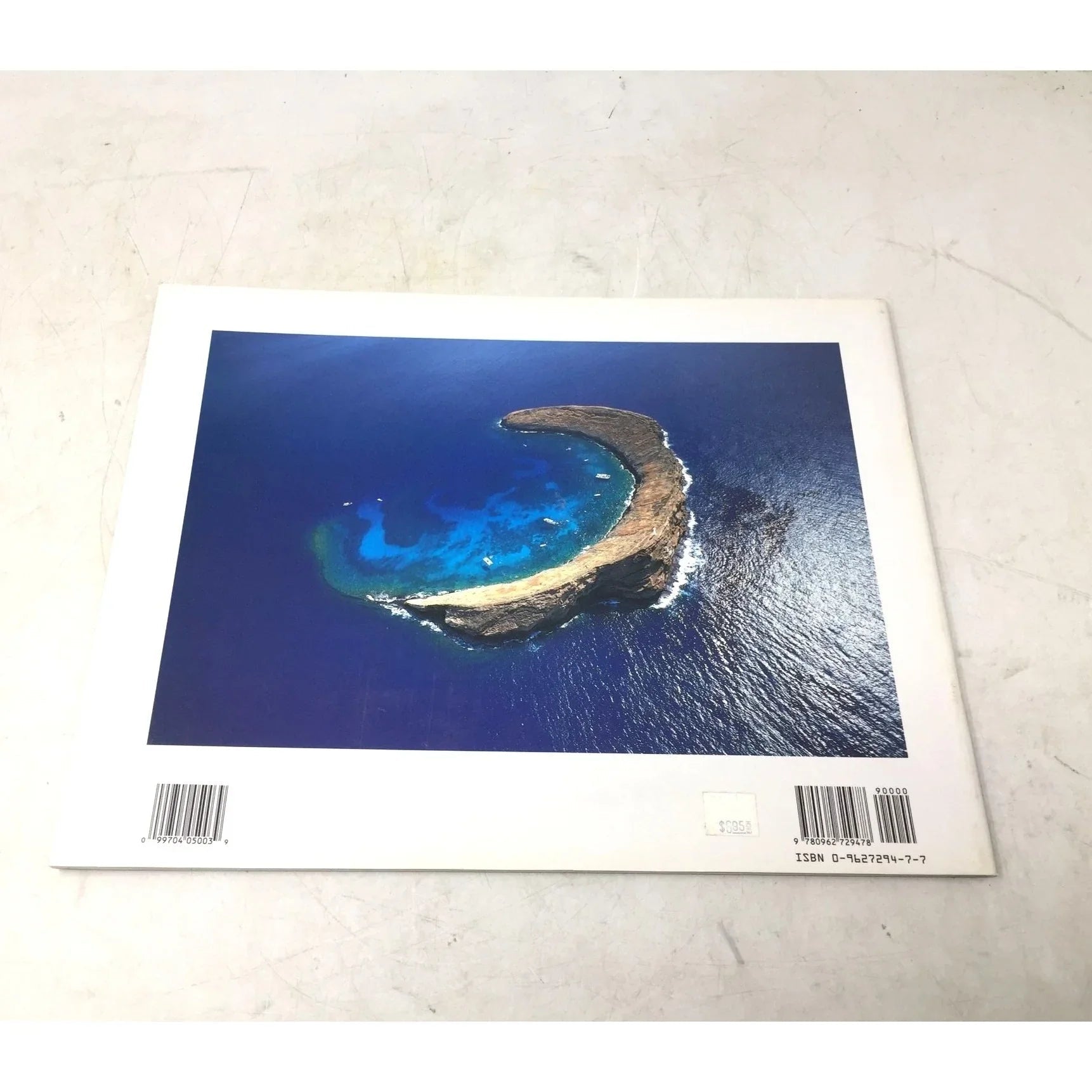 Hawaii's Beautiful Islands: The Island of Maui - unbranded - A+ Stuff