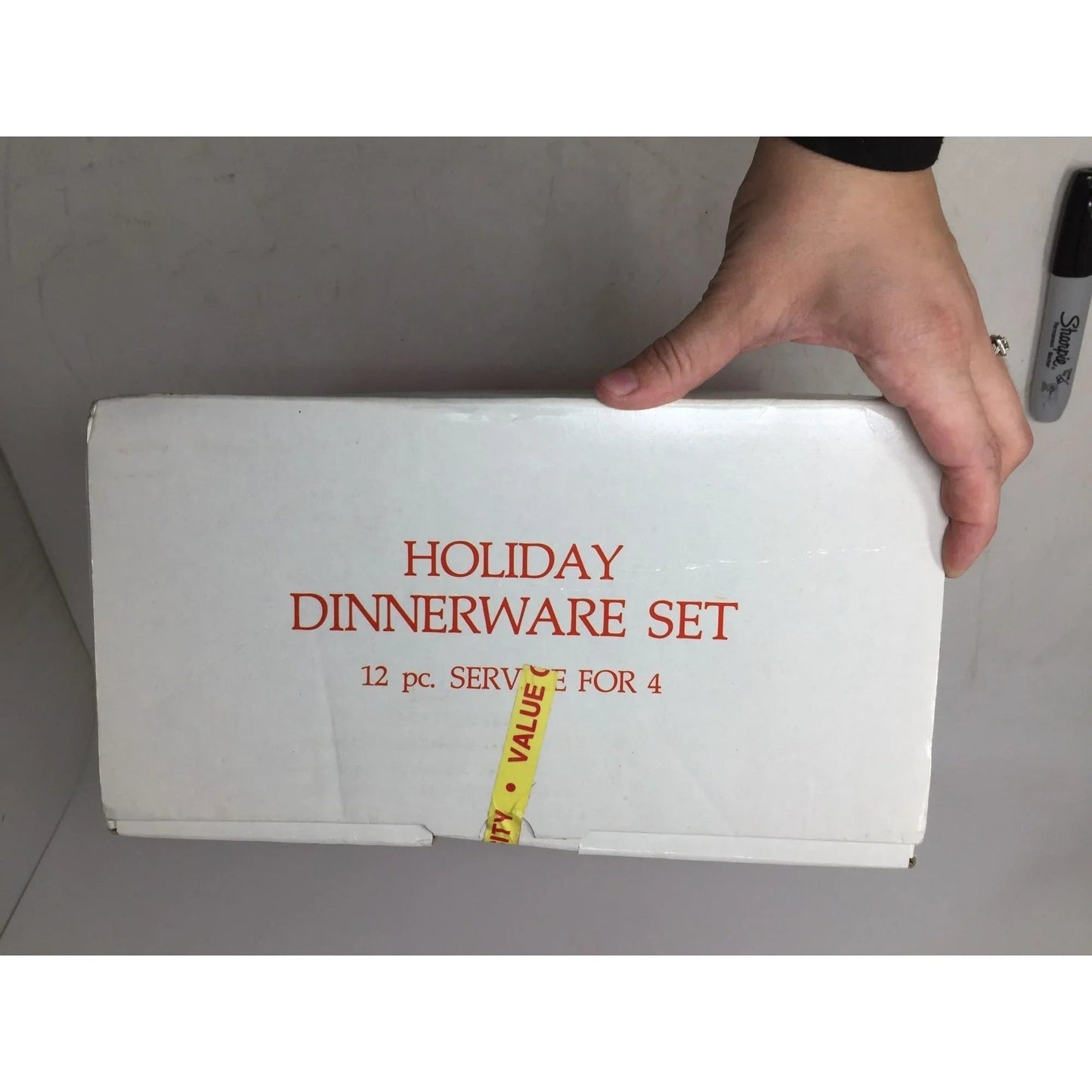 Holiday Dinnerware Set 12 pc. Service for 4 - A+ Stuff - Seasonal & Holiday Decorations - A+ Stuff