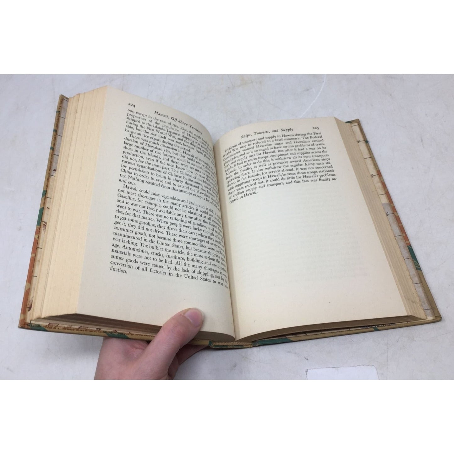 Antique Hard Cover Copy of "Hawaii, Off-Shore Territory" by Helen Gay Pratt unbranded  A+ Stuff Vintage Books