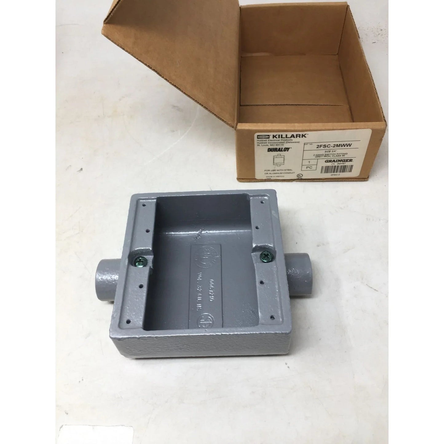 Hubbell Electrical Products - Duraloy 2FSC - 2MWW - 3/4 2 Gang Switch Fitting - Grey Iron Class 30 - For use with Steel or Aluminum Conduit - Hubbell Electrical Products - Tools - A+ Stuff