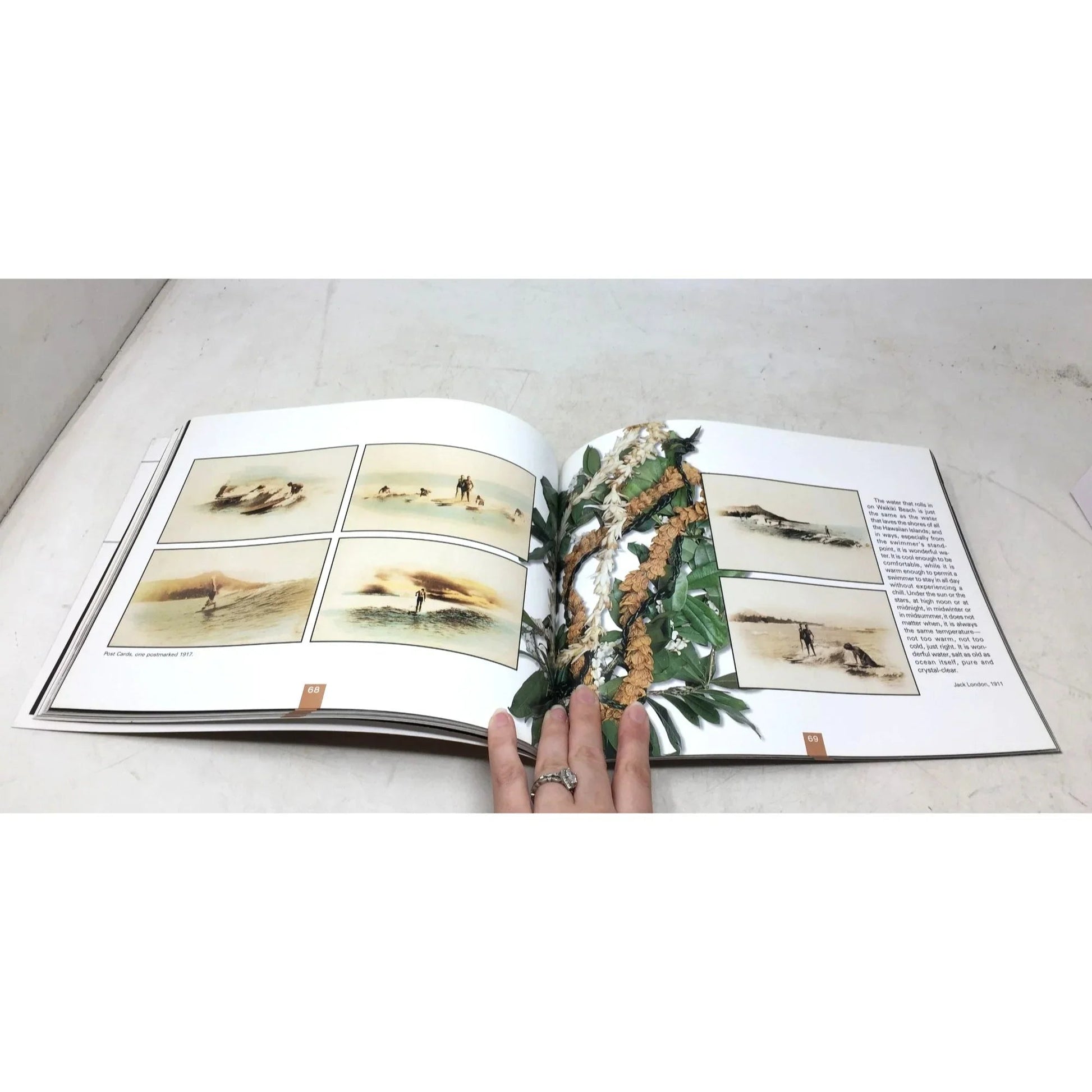 'Hula Girls & Surfer Boys 1870 - 1940' by Mark Blackburn - Unbranded - Books - A+ Stuff