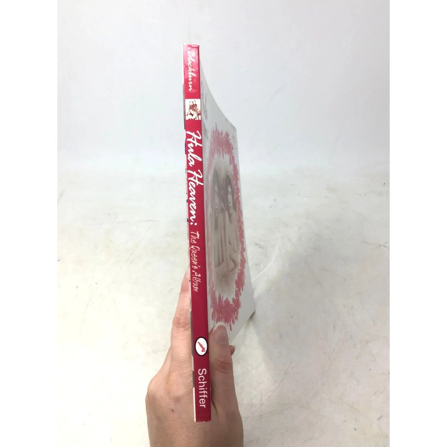 'Hula Heaven: The Queen's Album' by Mark A. Blackburn - unbranded - Books - A+ Stuff