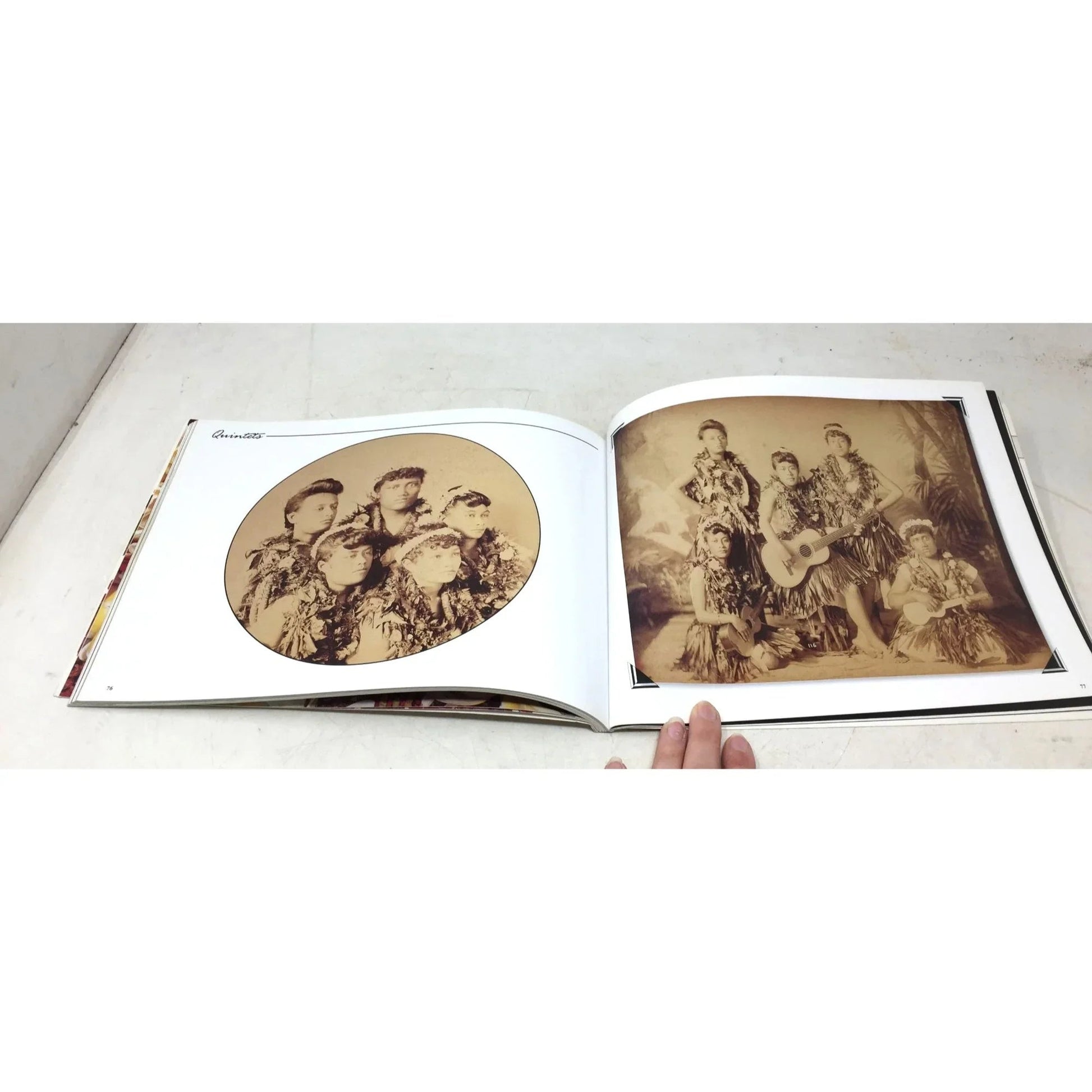 'Hula Heaven: The Queen's Album' by Mark A. Blackburn - unbranded - Books - A+ Stuff