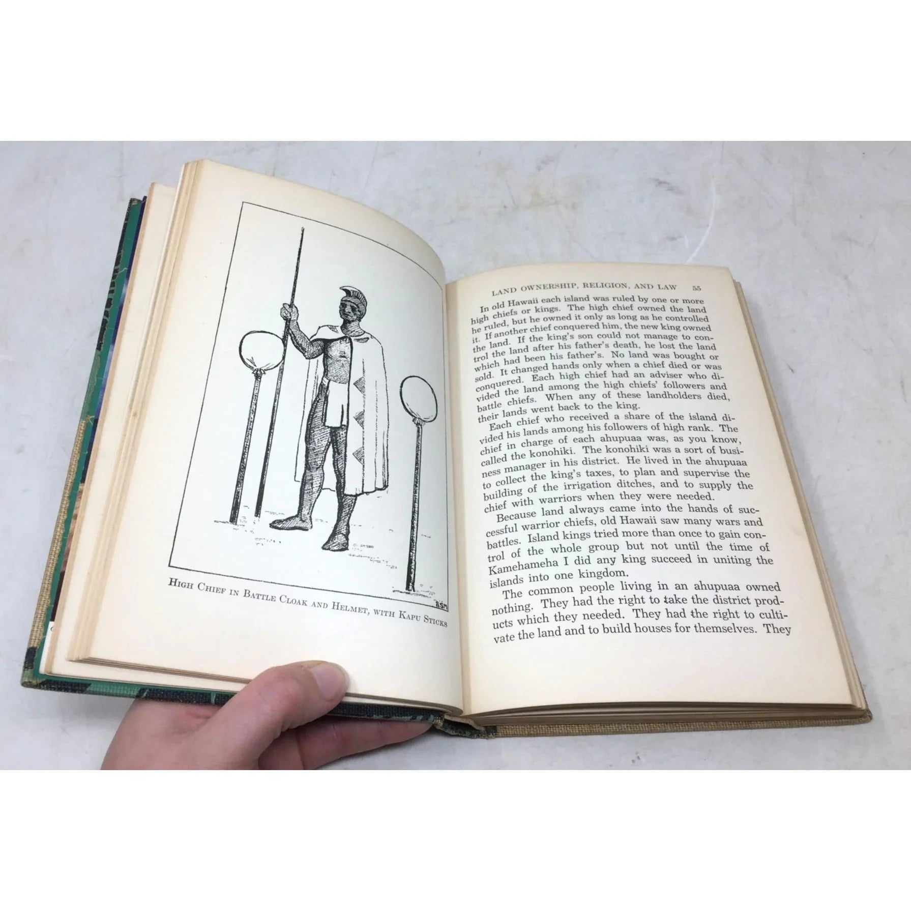 In Hawaii: A Hundred Years - unbranded - Antique Books - A+ Stuff