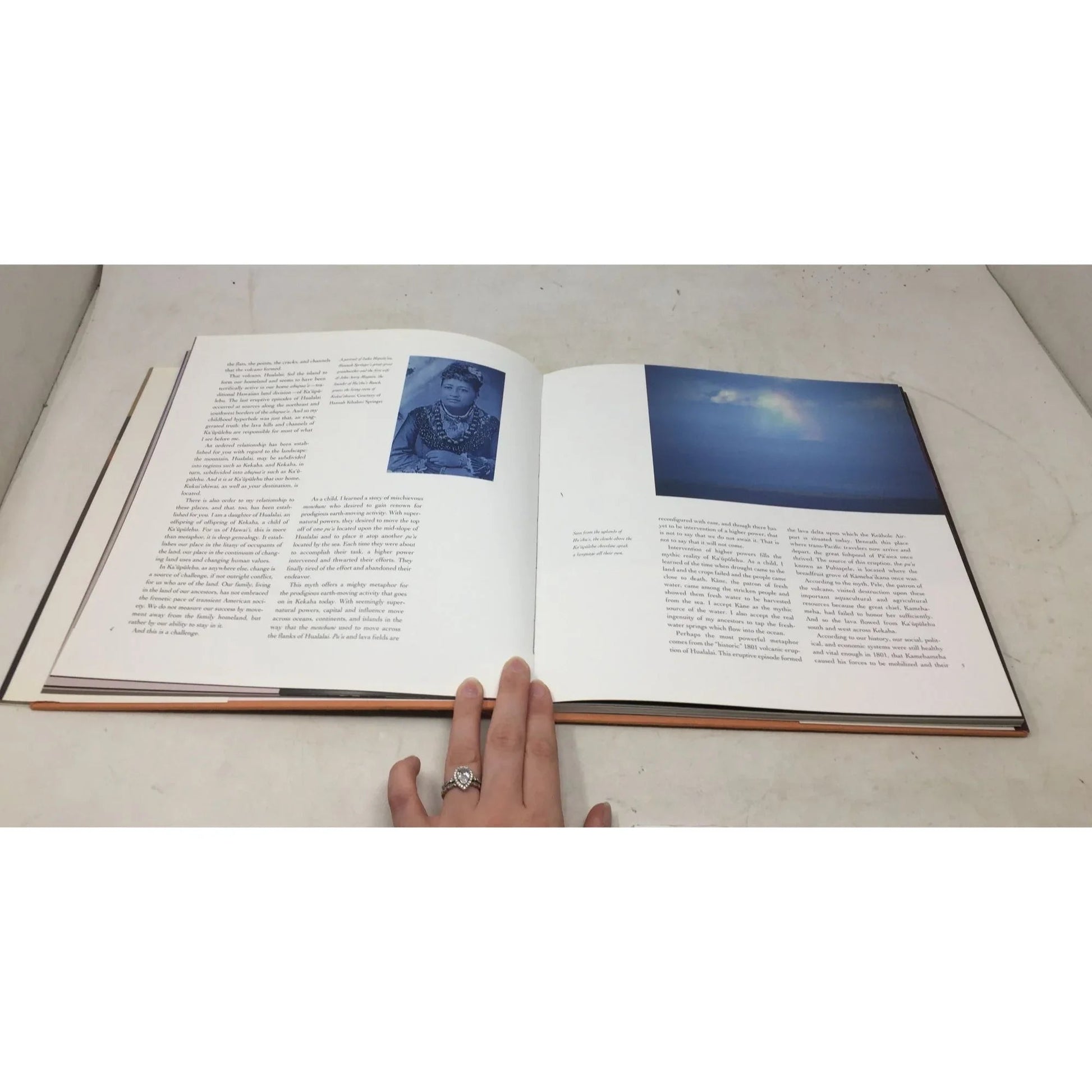 In the Lee of Hualalai: Historic Kaʻūpūlehu by Jocelyn K. Fujii - A+ Stuff - books - A+ Stuff