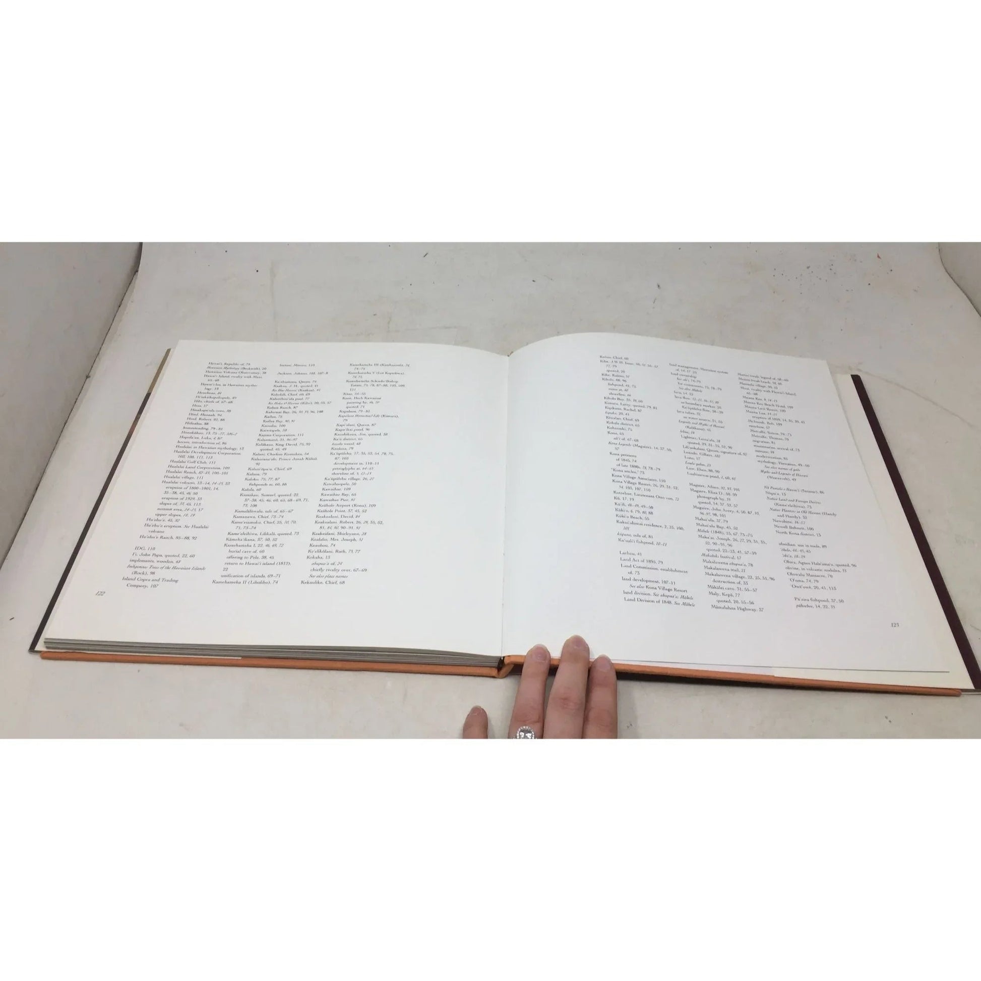 In the Lee of Hualalai: Historic Kaʻūpūlehu by Jocelyn K. Fujii - A+ Stuff - books - A+ Stuff