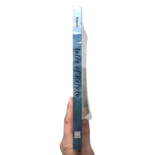 Isles of Refuge: Wildlife and History of the Northwestern Hawaiian Islands by Mark J. Rauzon. - unbranded - Vintage Books - A+ Stuff