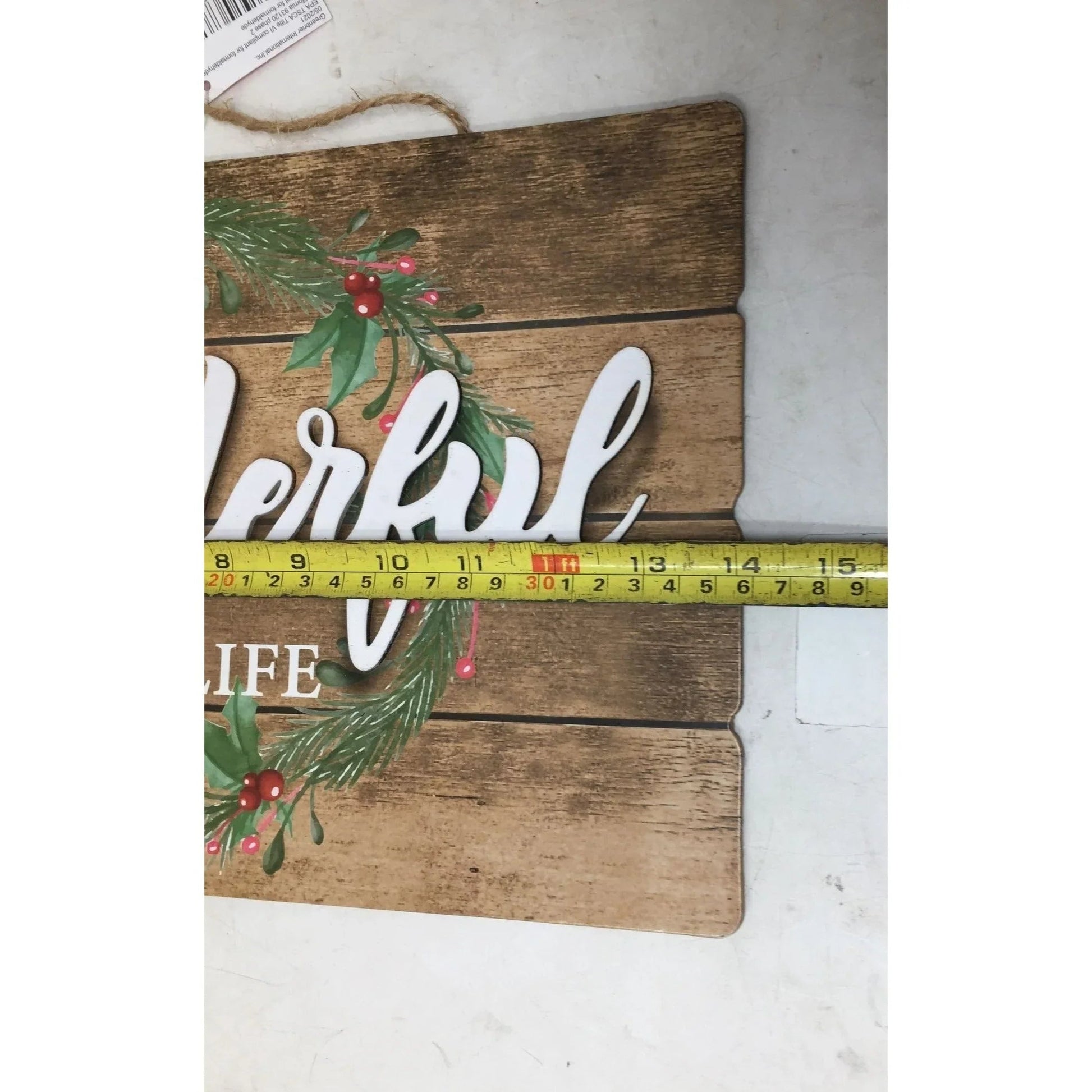 ''It's A Wonderful Life'' Christmas holiday Wooden Decoration/Sign - A+ Stuff - Seasonal & Holiday Decorations - A+ Stuff