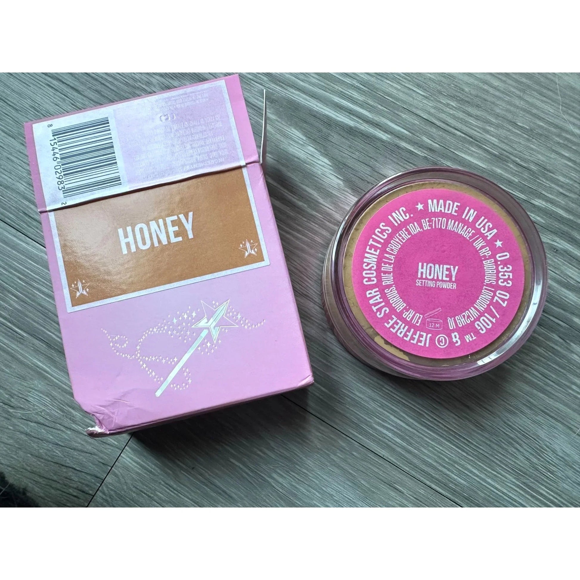 Jeffree Star Cosmetics MAGIC STAR™ SETTING POWDER Matte HONEY - Jeffree Star Cosmetics - Make up - A+ Stuff