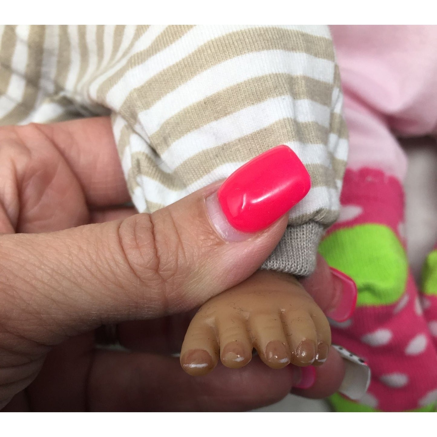 The Ashton Drake Galleries (ADG) Jada and Jayden Boy Girl Twin Baby Dolls