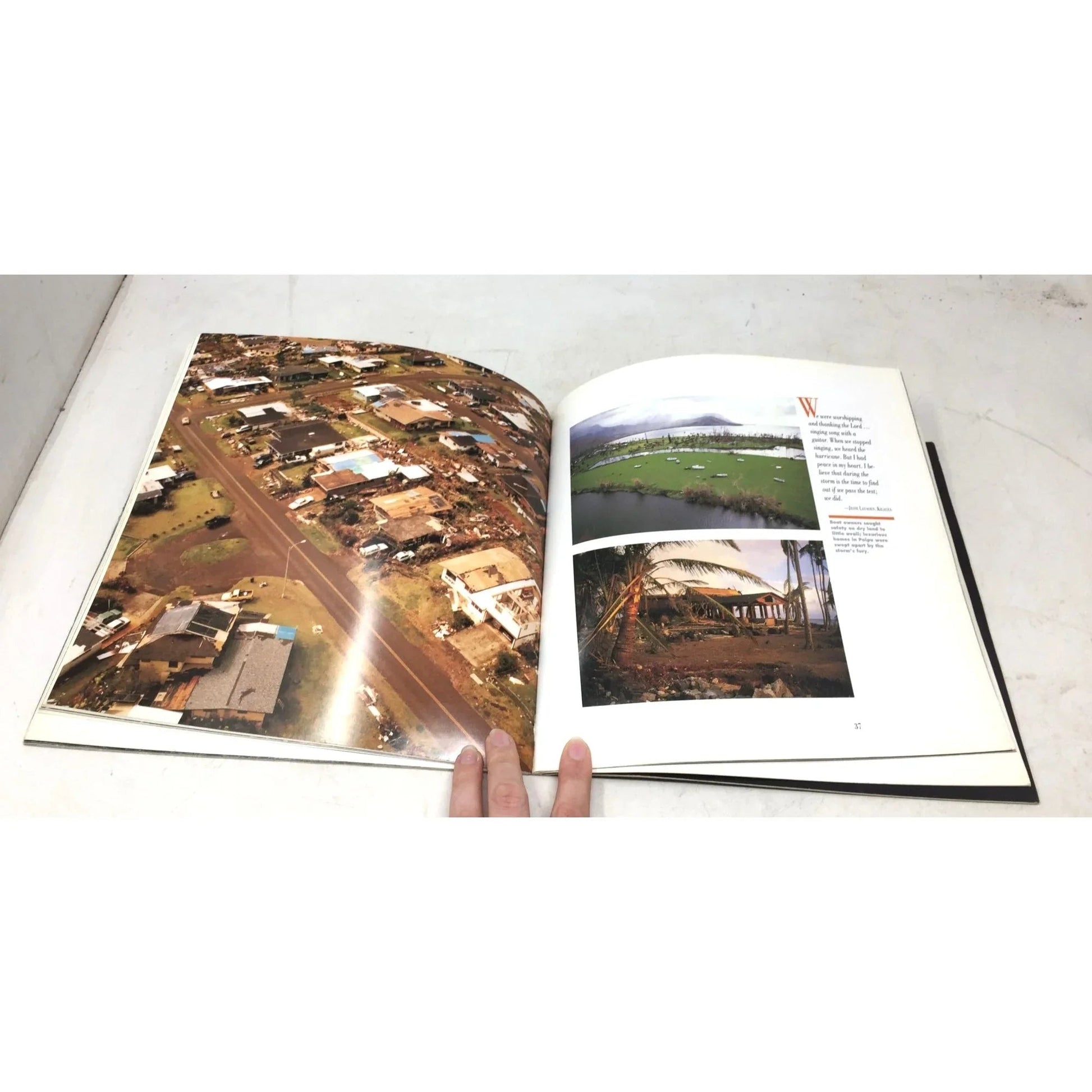 Kauai in the Eye of Iniki by Myles Ludwig, published in 1992 - Unbranded - Books - A+ Stuff
