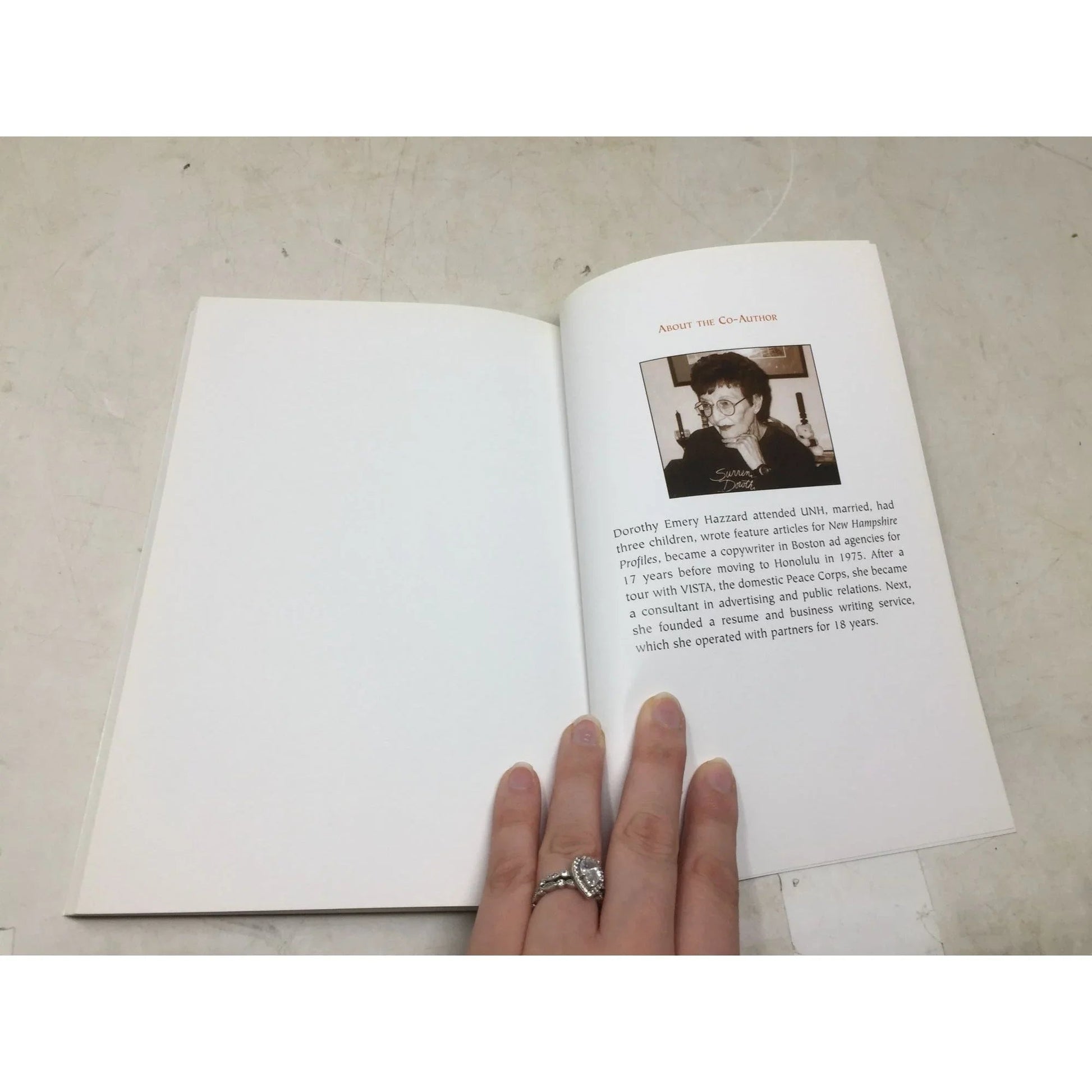 ''Kid from Kauai: A Memoir'' by Robert Okazaki and Dorothy Hazzard - A+ Stuff - books - A+ Stuff