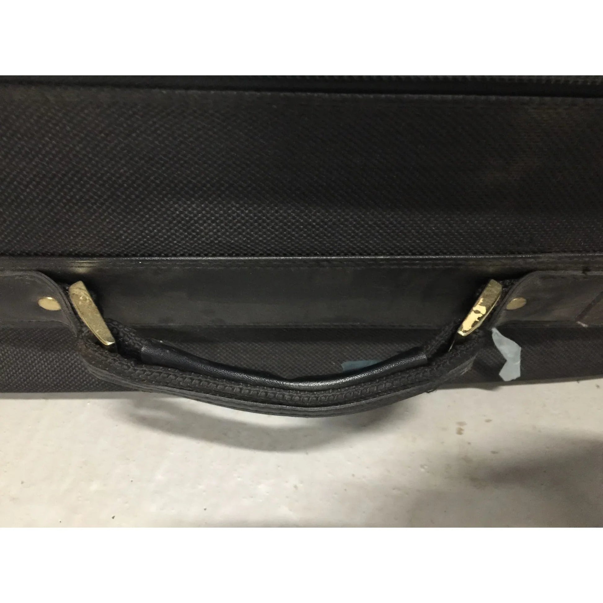 Large Black Samsonite Suitcase with wheels on it - samsonite - Luggage & Bags - A+ Stuff