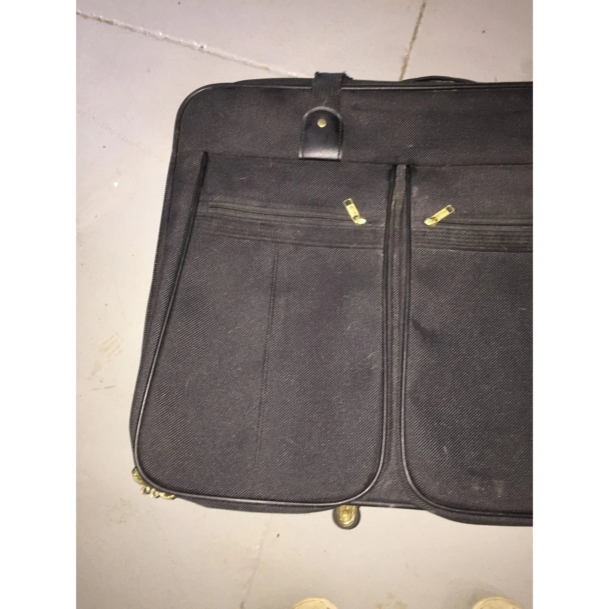 Large Black Samsonite Zippered Suitcase on Wheels - samsonite - Luggage & Bags - A+ Stuff