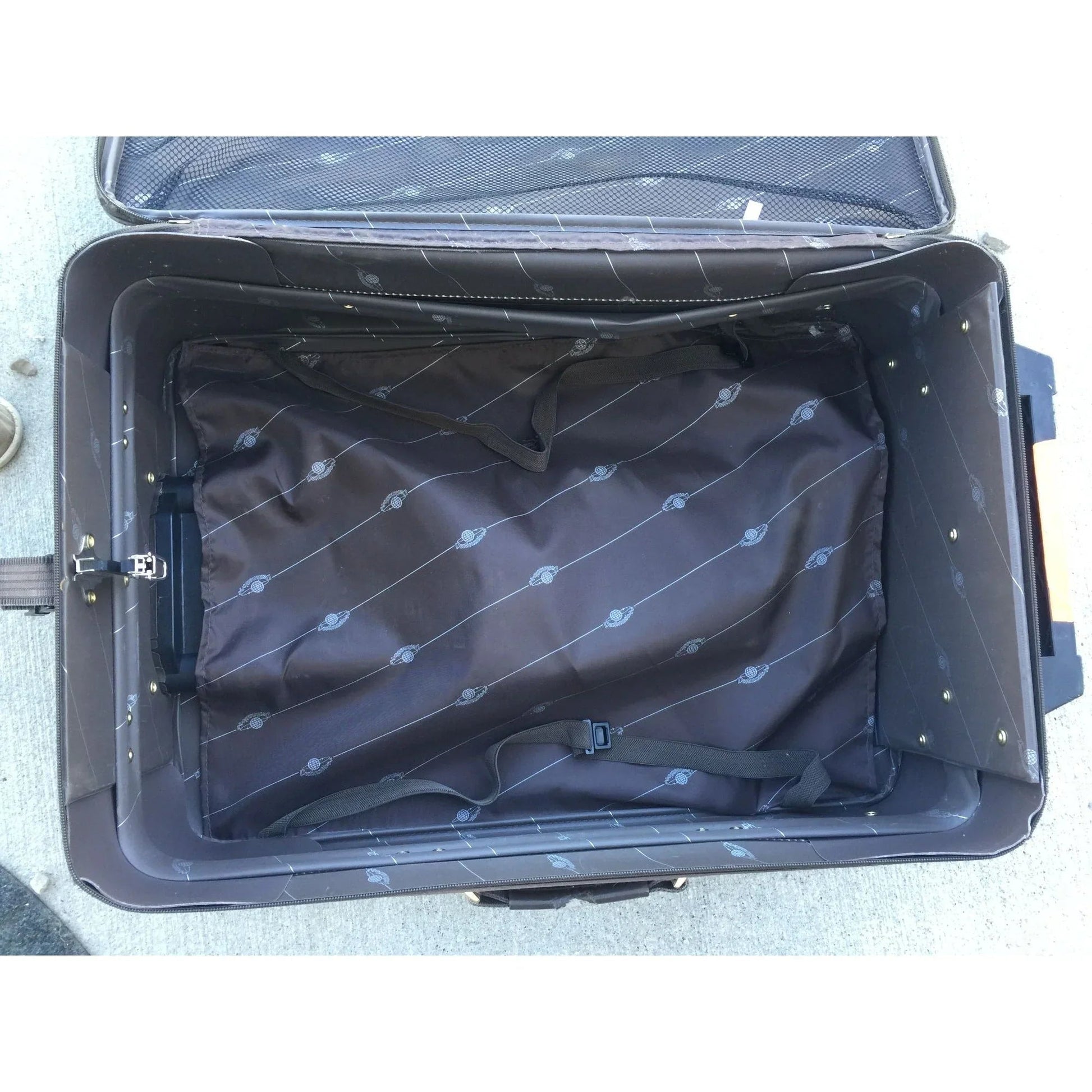 Large Brown Samsonite Zippered Suitcase on Wheels - samsonite - Luggage & Bags - A+ Stuff