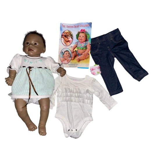 Linda Murray ADG Baby Doll with 1 Diaper, 2 Outfits, 1 pair of socks - The Ashton Drake Galleries - Dolls - A+ Stuff