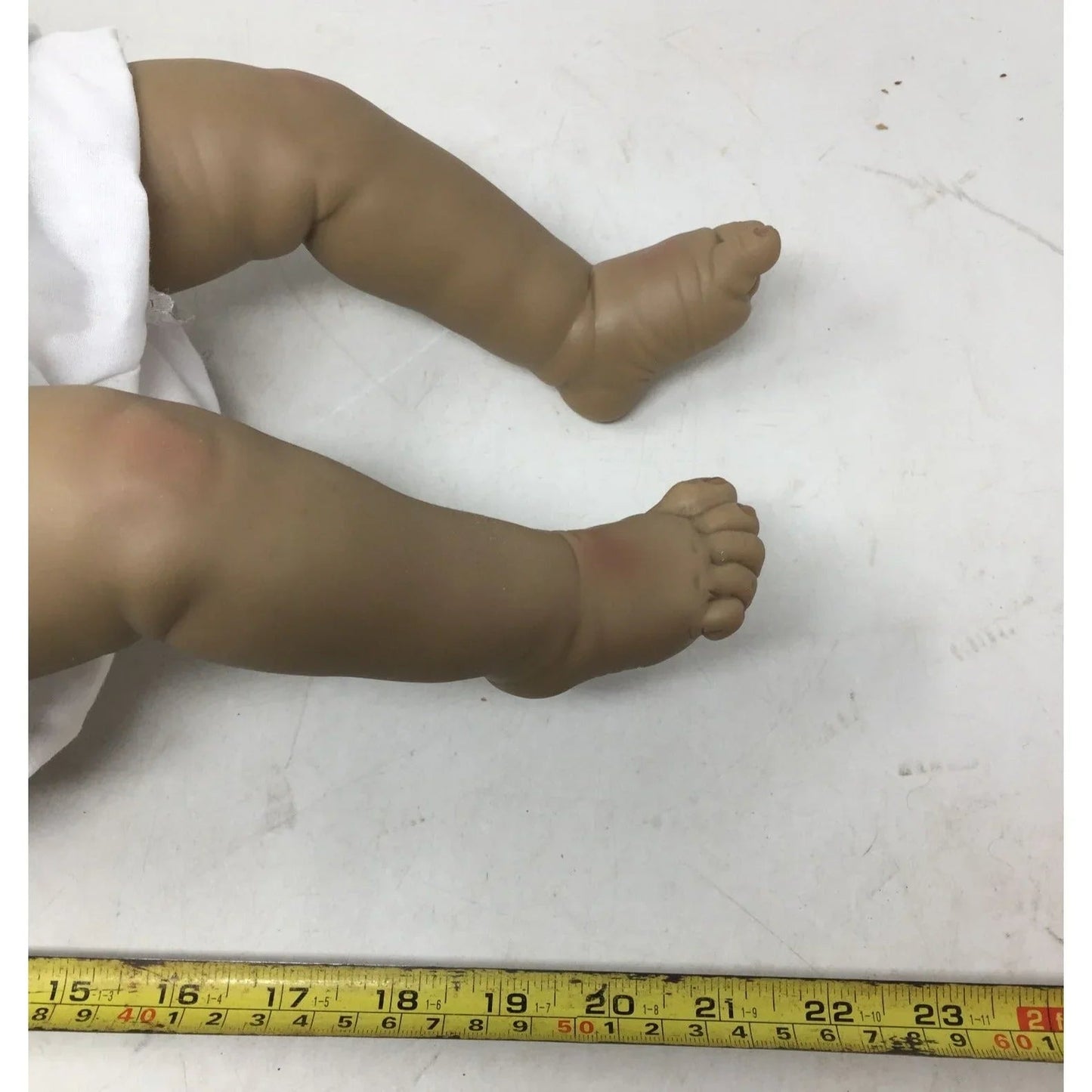 Linda Murray ADG Baby Doll with 1 Diaper, 2 Outfits, 1 pair of socks - The Ashton Drake Galleries - Dolls - A+ Stuff