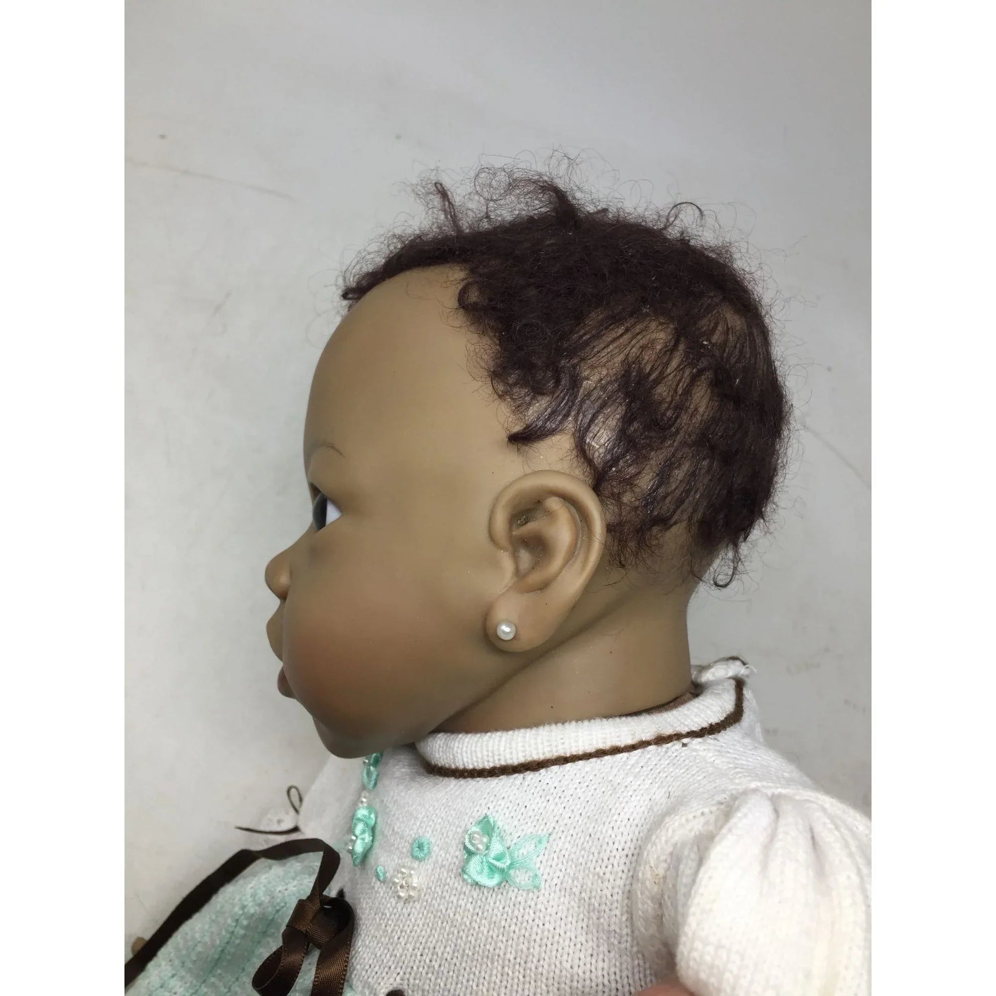 Linda Murray ADG Baby Doll with 1 Diaper, 2 Outfits, 1 pair of socks - The Ashton Drake Galleries - Dolls - A+ Stuff