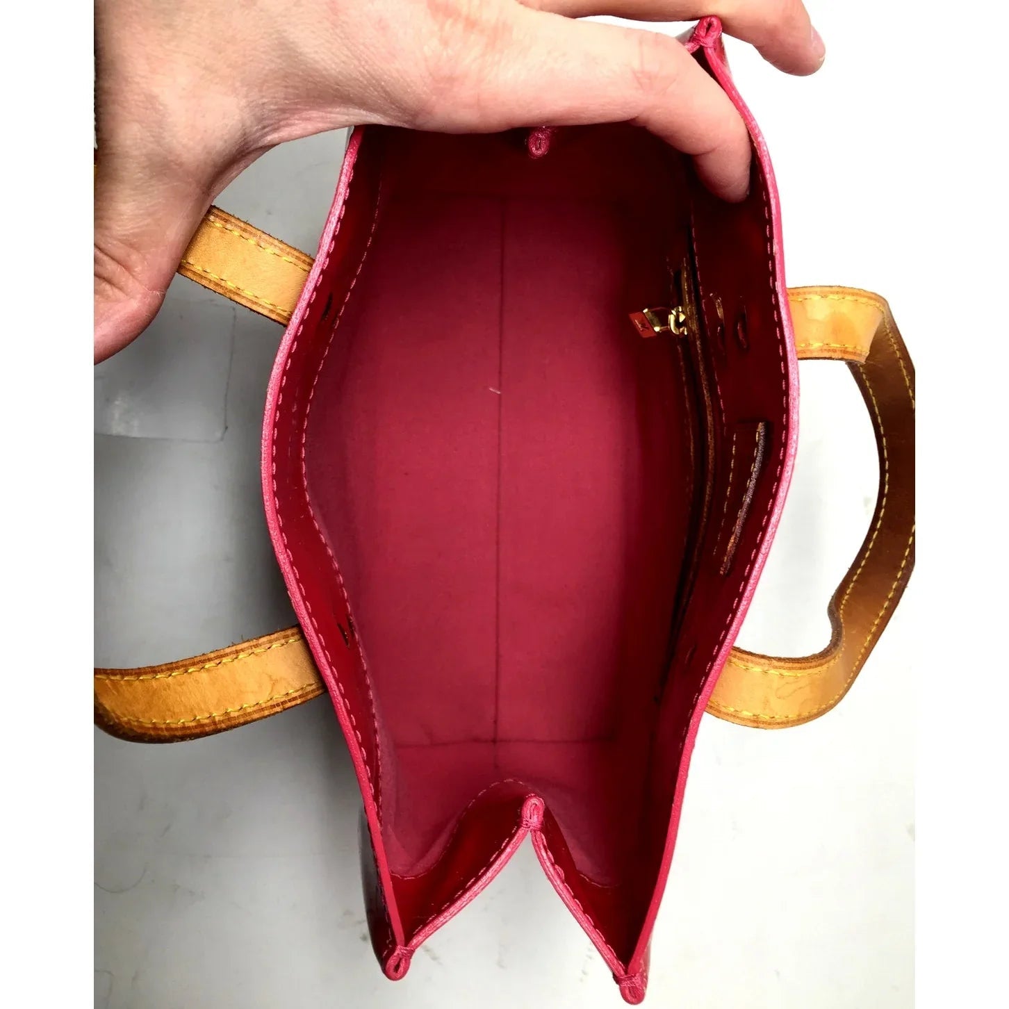 Louis Vuitton Monogram Vernis Reade PM Hand Bag in Red M91088 - Louis Vuitton - Handbags - A+ Stuff