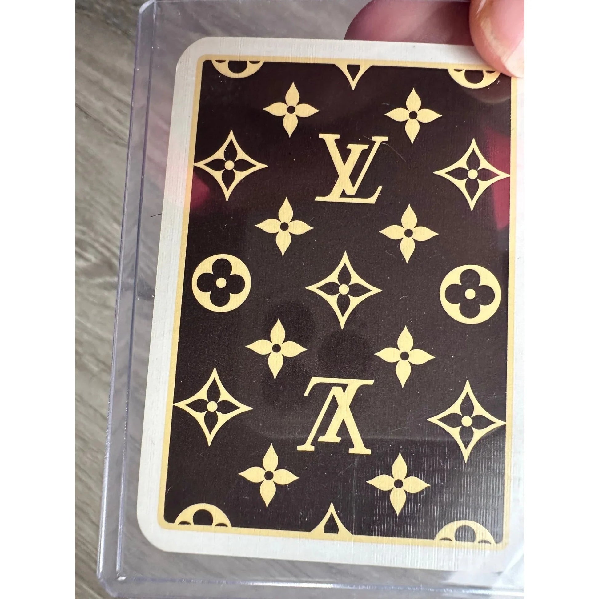 Louis Vuitton Queen of Clubs Playing Card with Protective Sleeve - Louis Vuitton x Takashi Murakami - Card Games - A+ Stuff